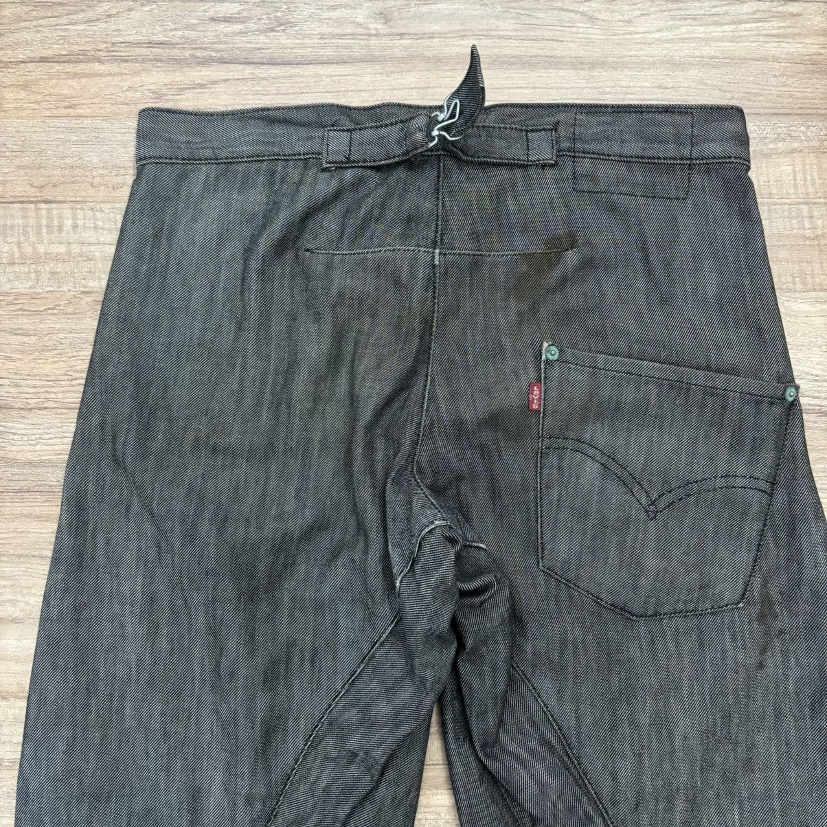 Levi's Vintage Levi’s Engineered Loose Cut Jeans One Pkt Cinch Back Size US 29 - 3 Thumbnail