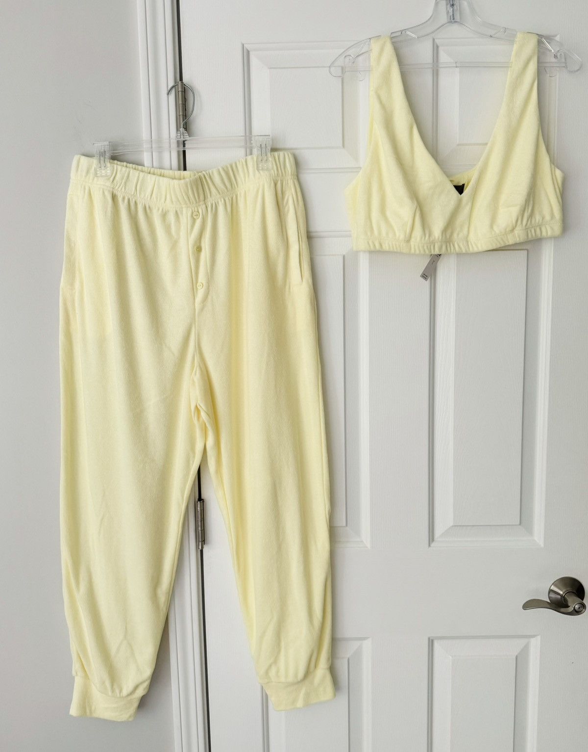 Anthropologie Anthropologie Terrycloth Joggers & Bra Set, Size L Size 36" / US 14 / IT 50 - 4 Thumbnail