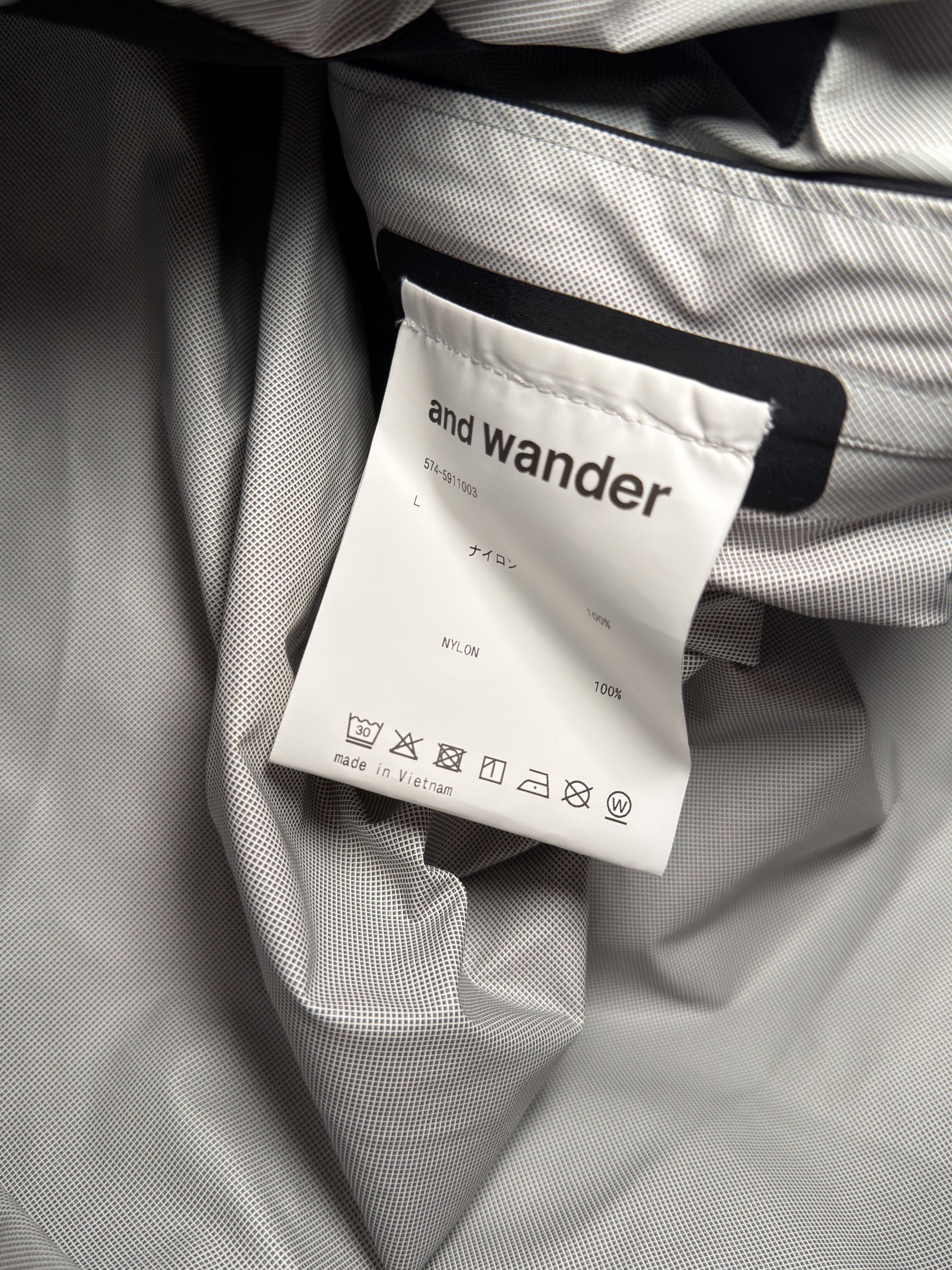 And Wander And Wander 2.5L Hiker Jacket Size US L / EU 52-54 / 3 - 3 Thumbnail