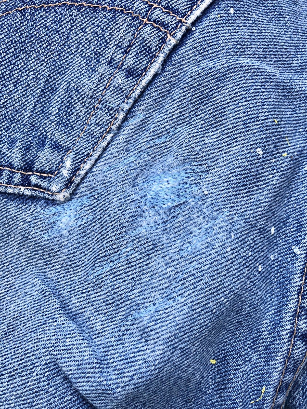 Levi's SPLATTERED PAINT LEVIS 501 JEANS Size US 29 - 12 Thumbnail