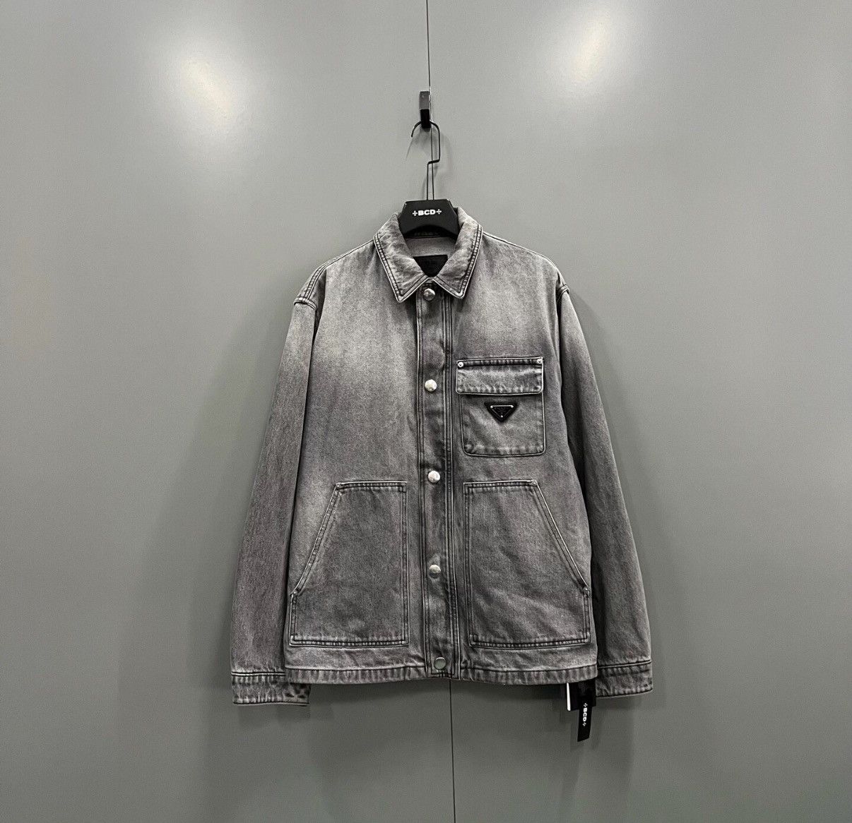 Prada Prada Grey Washed Triangle Logo Denim Shirt J41 Size US M / EU 48-50 / 2 - 1 Thumbnail
