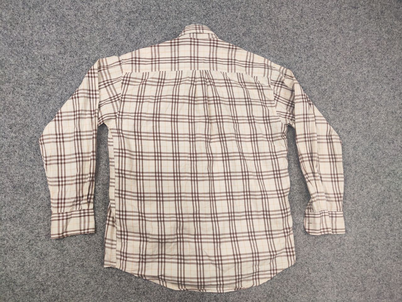 Burberry Burberrys Vintage 90's Nova Check Button long sleeve shirt Size US M / EU 48-50 / 2 - 9 Thumbnail