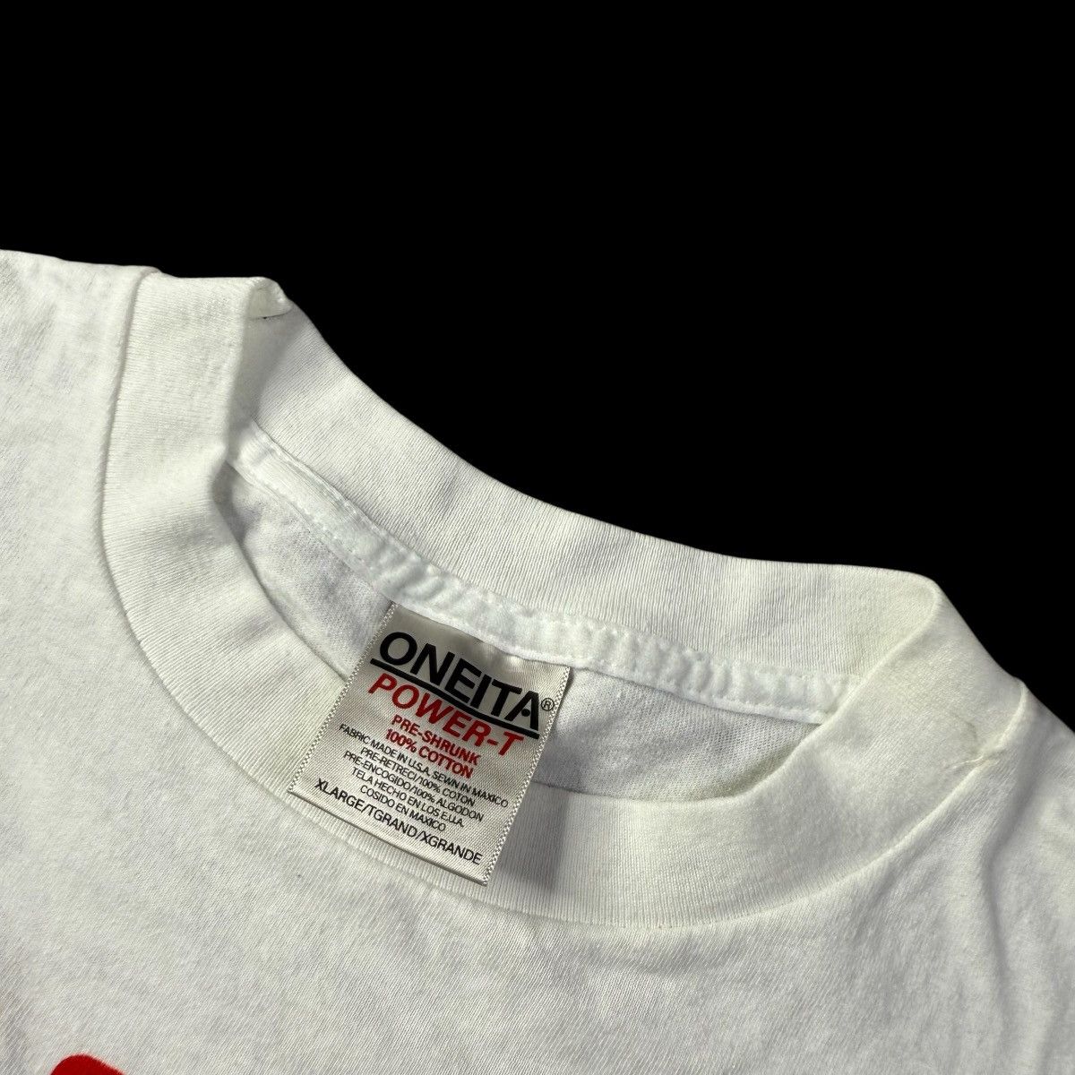 Band Tees Red Hot chili pepper Size US XL / EU 56 / 4 - 4 Thumbnail