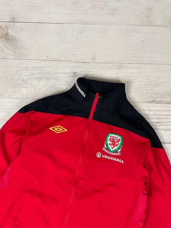 Umbro Umbro Wales 2012 2013 Training Track Jacket Football Soccer Size US M / EU 48-50 / 2 - 2 Thumbnail