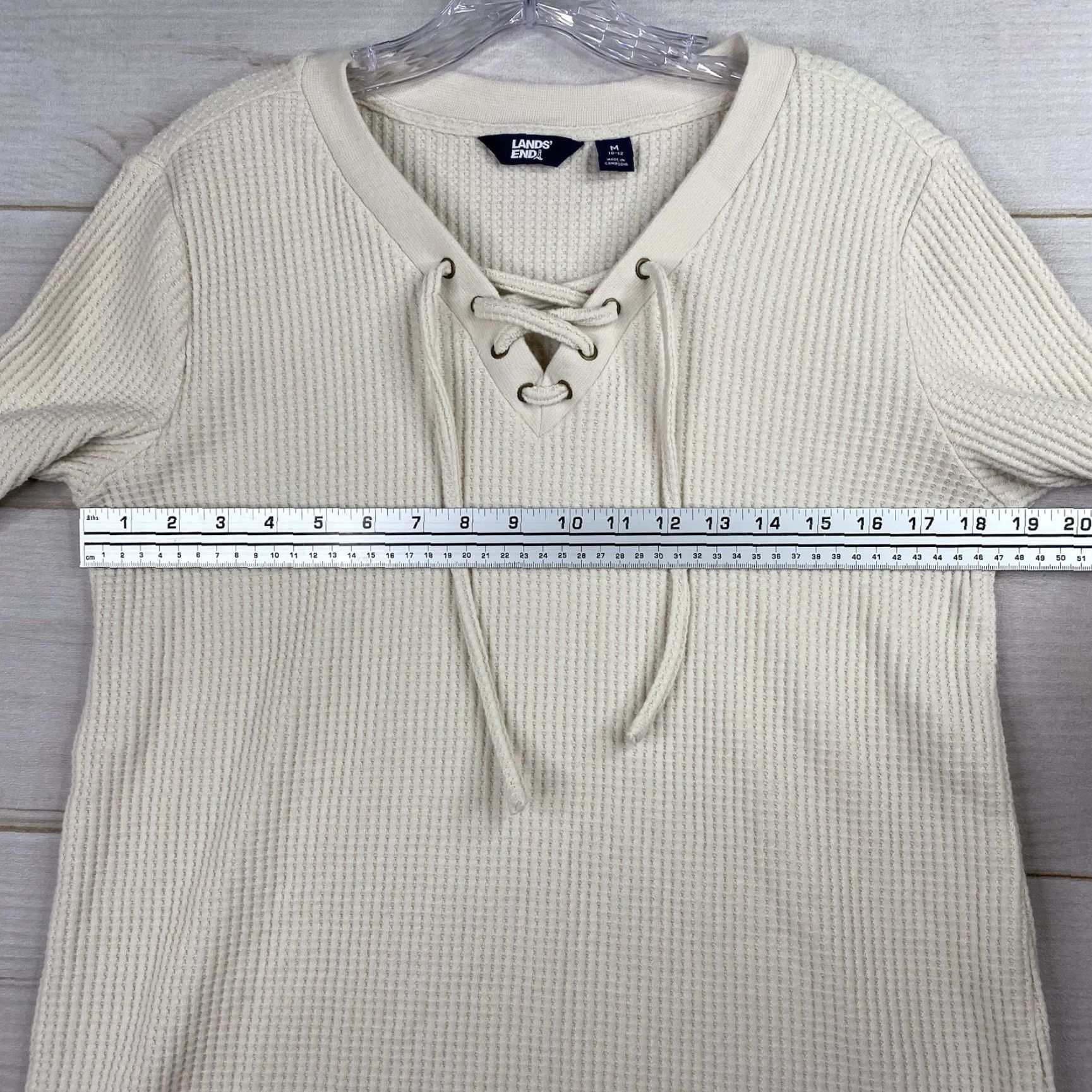 Lands' End Lands' End Top Womens M Cream Pullover Thermal Waffle Knit Lace Up Medium Weight Shirt Adult M Ivory Classic Casual 90s? Size M / US 6-8 / IT 42-44 - 5 Thumbnail