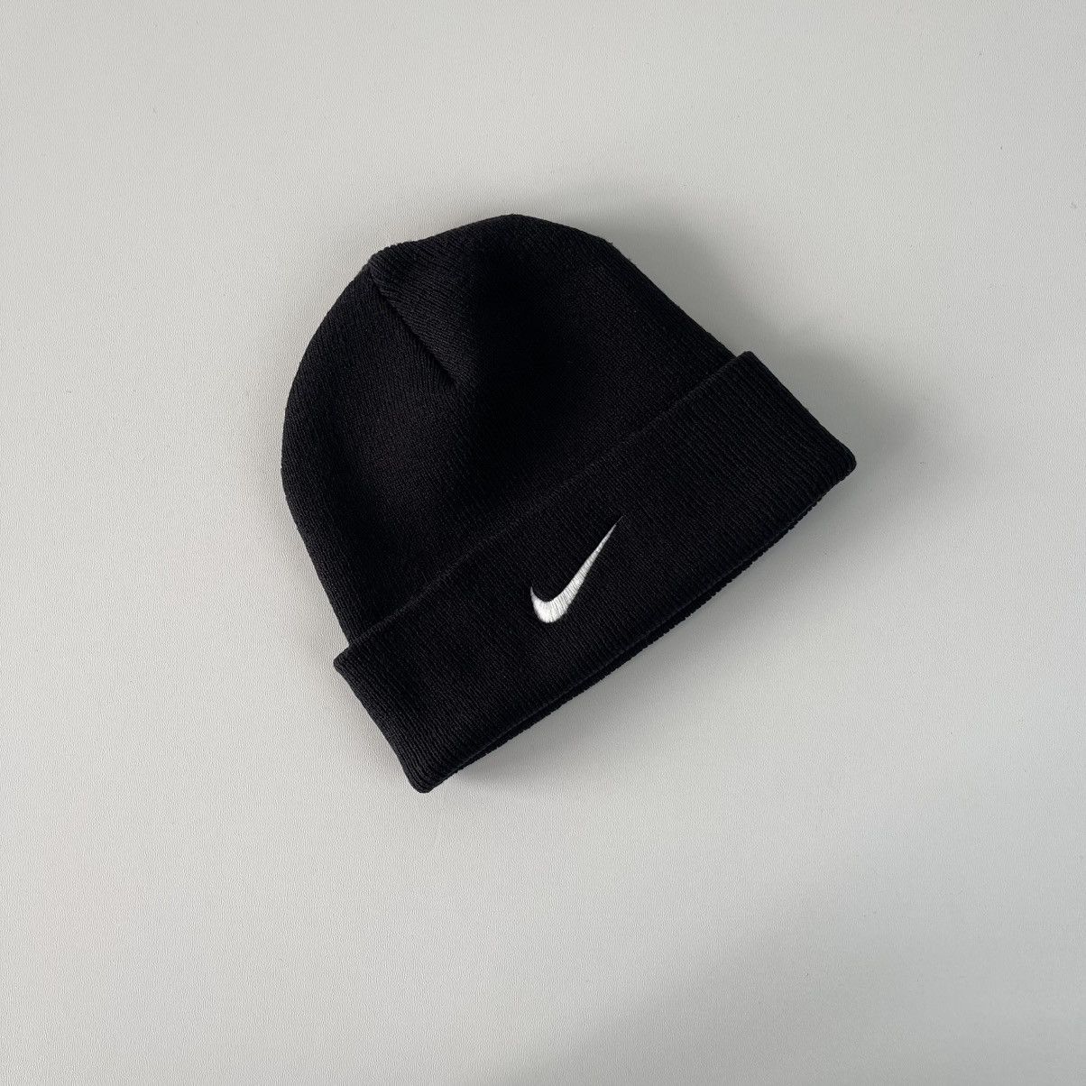 Nike Nike Swoosh Logo Vintage Beanie Hat Black Y2K Gorpcore Size ONE SIZE - 7 Thumbnail