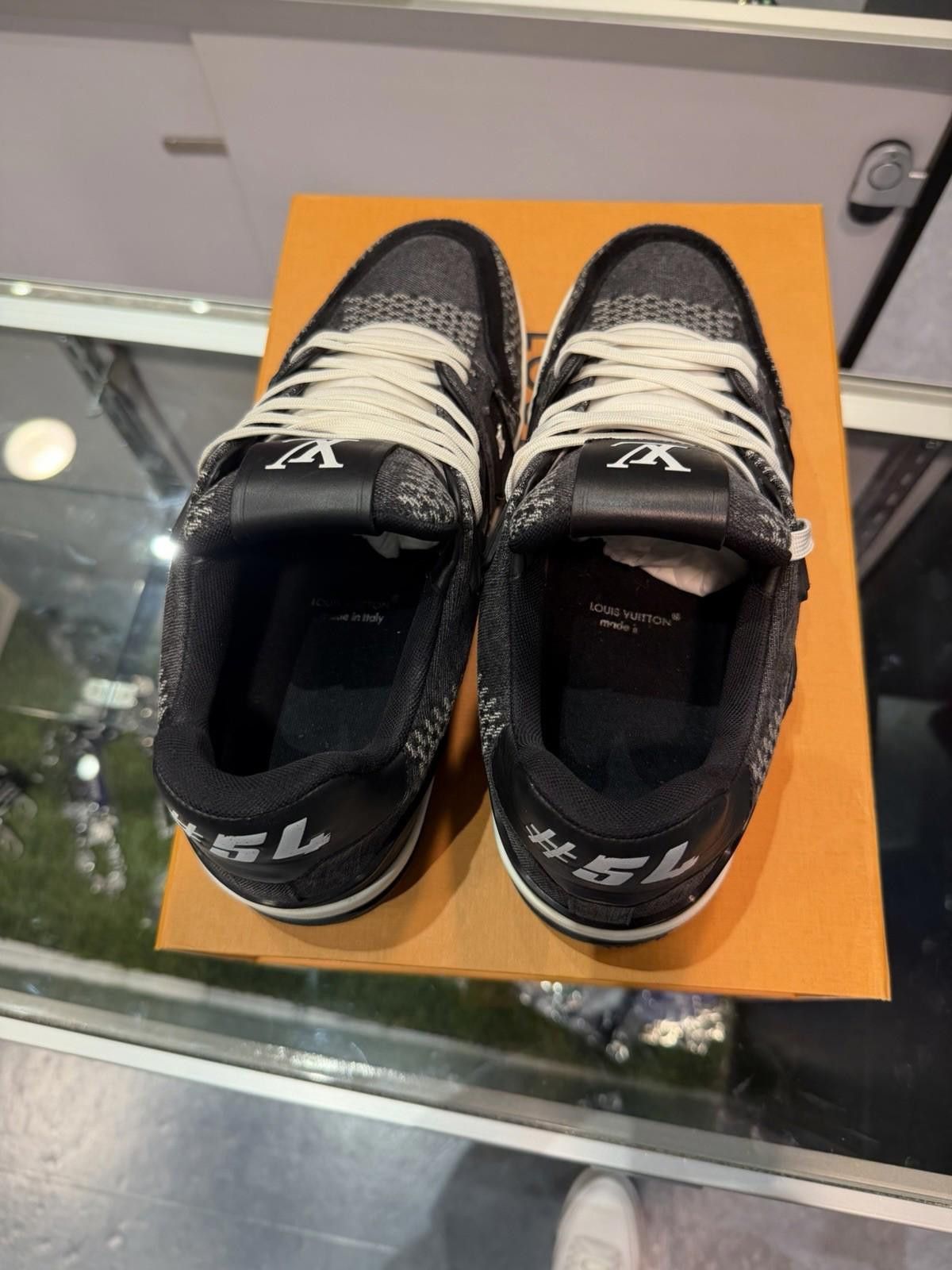 Louis Vuitton Size 7.5LV/8.5US - Louis Vuitton Trainer ' Black ' $1200 Size US 8.5 / EU 41-42 - 11 Thumbnail