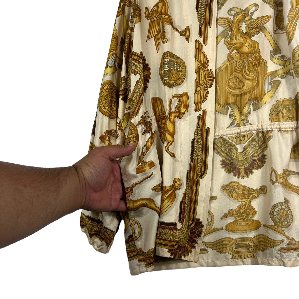 Hermes 🔥ACCEPT BINDING🔥 HERMES PARIS SILK JACKETS SIZE 40 Size US M / EU 48-50 / 2 - 18 Thumbnail