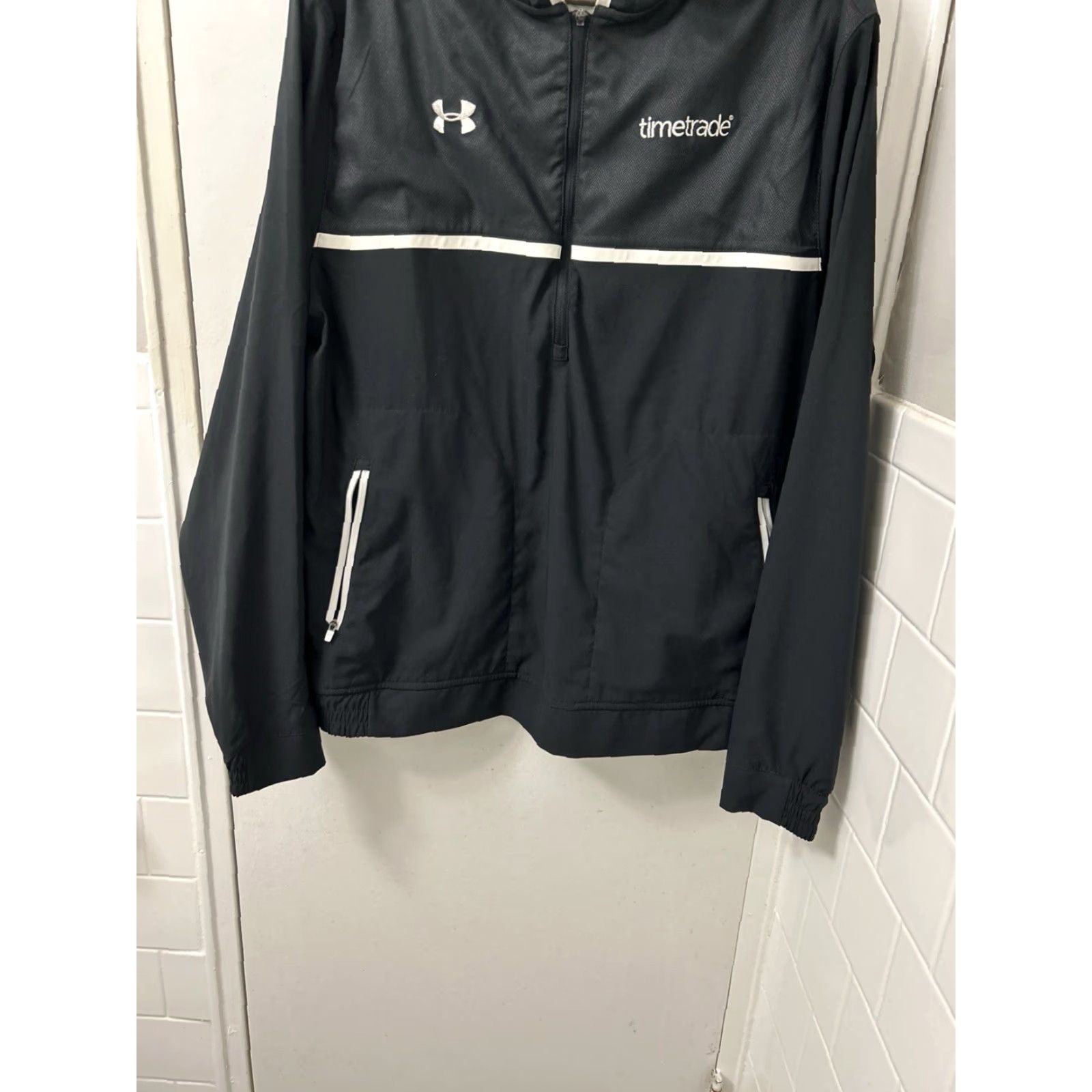 Under Armour Under Armour Jacket Mens L Black Hooded 1/4 Zip Windbreaker Pullover L/S Size US L / EU 52-54 / 3 - 3 Thumbnail