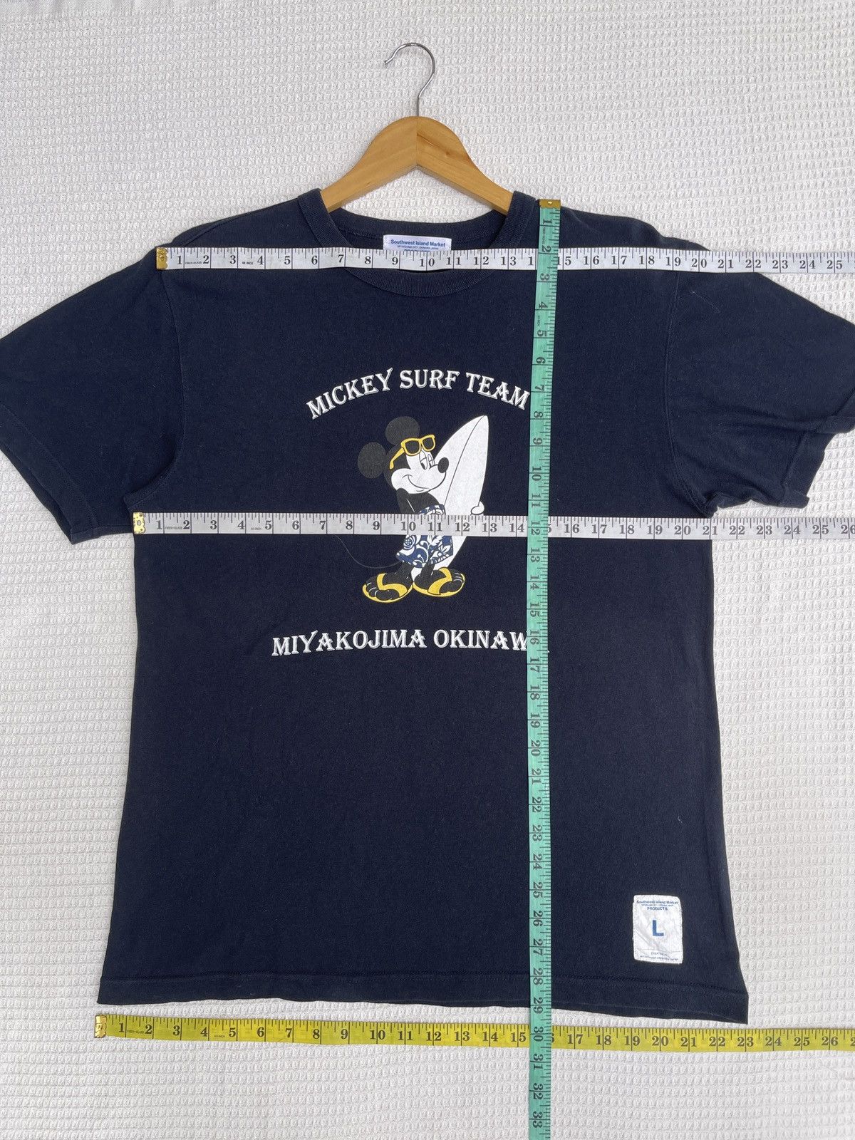 Disney Rare🔥Japanese Disney Mickey Surf Team T-Shirt Size US L / EU 52-54 / 3 - 10 Thumbnail