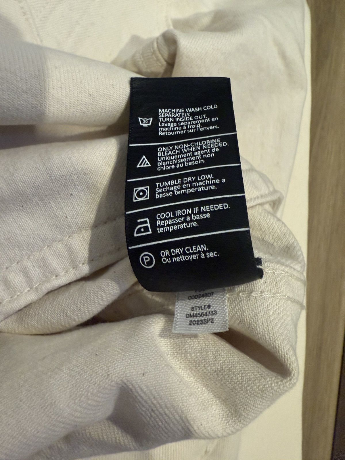 Vince Vince Cream Denim Trucker Jacket Size L RARE Size US L / EU 52-54 / 3 - 6 Thumbnail