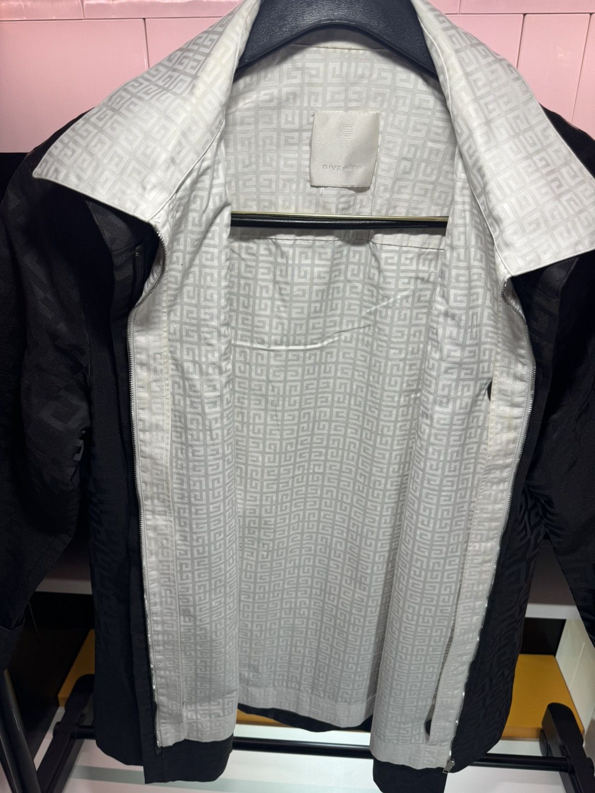 Givenchy Givenchy Boutiques Vintage Monogram Jacket Size US M / EU 48-50 / 2 - 19 Thumbnail