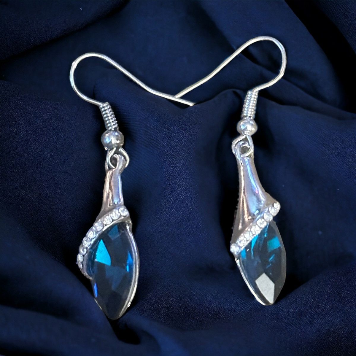 Other Teal marquise gemstone dangle earrings Size ONE SIZE - 1 Thumbnail