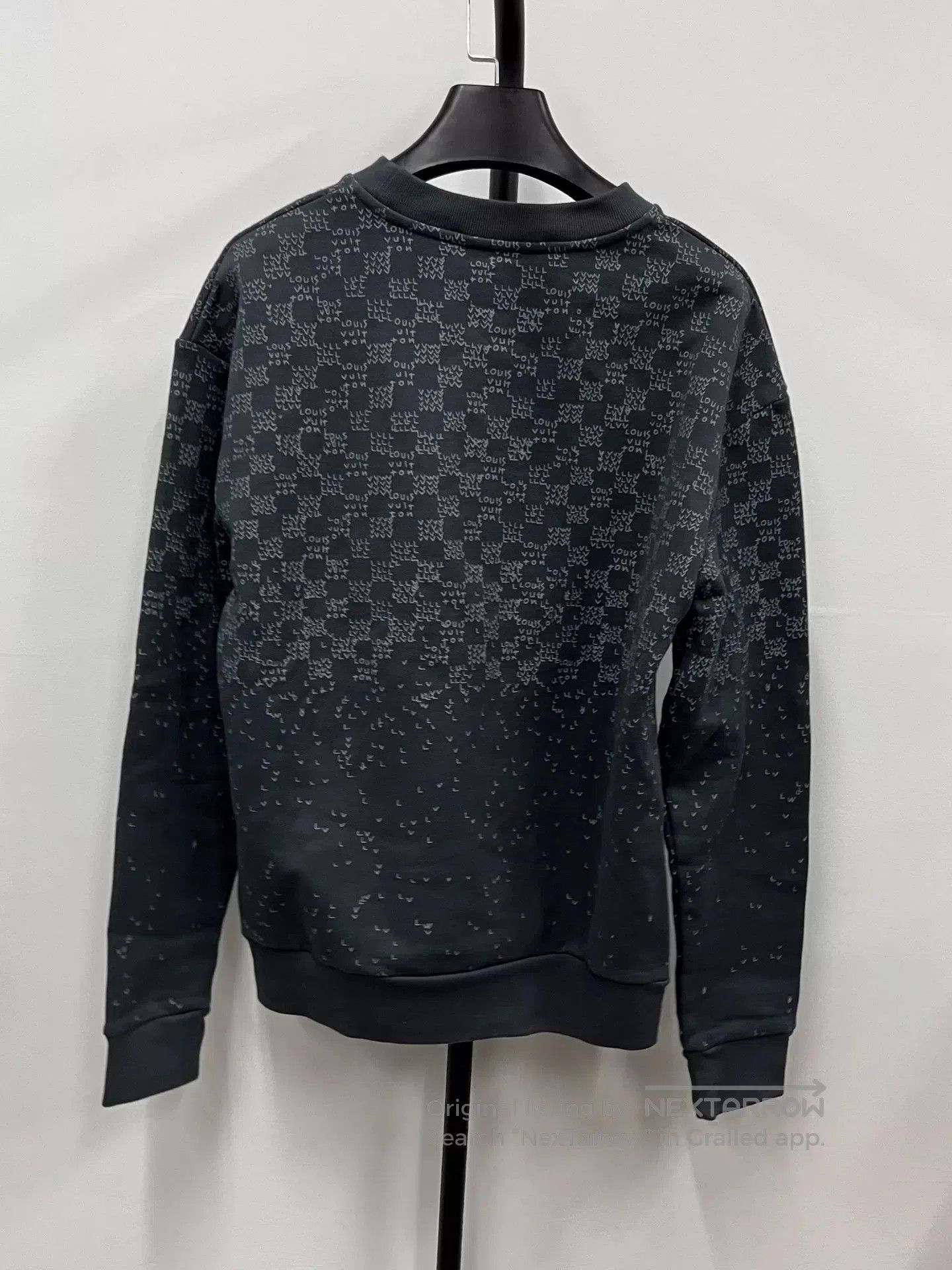 Louis Vuitton louis vuitton fw22 checker print long sleeve sweatshirt. Size US S / EU 44-46 / 1 - 2 Thumbnail