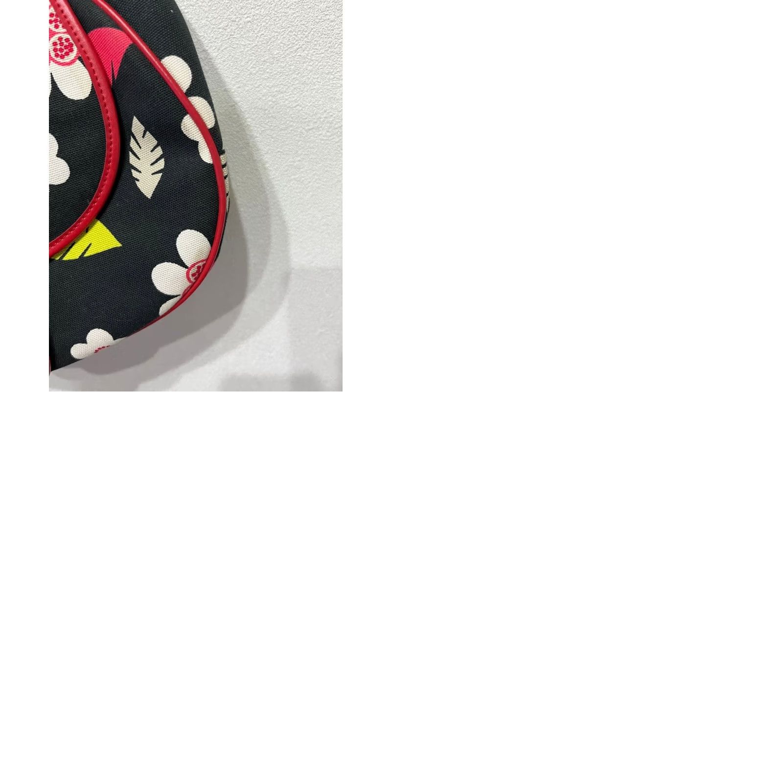 Moschino VINTAGE Moschino Shoulder bag Women's Black Floral pattern From Japan Handbag Flower motif 60 cm strap 23 x 27 x 7 cm Size ONE SIZE - 9 Thumbnail
