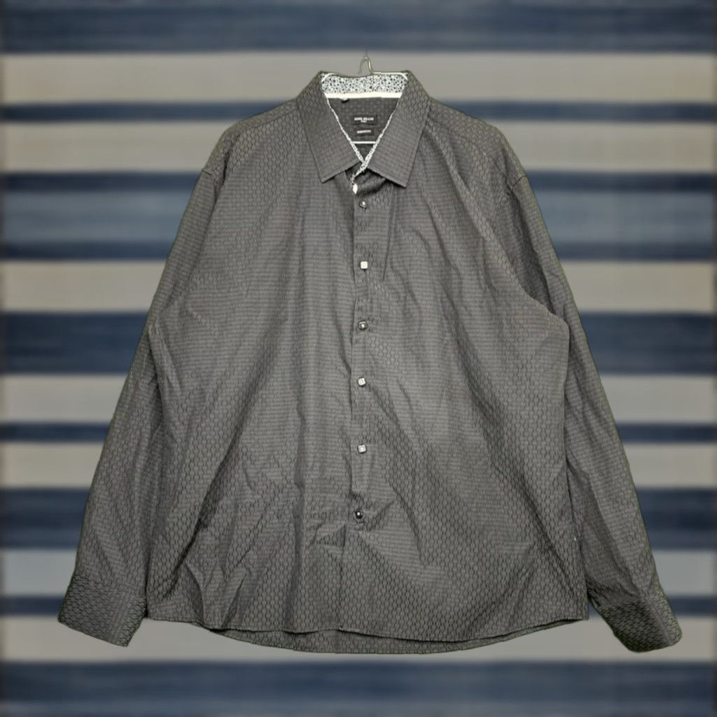 Vintage VINTAGE Rosso Milano Shirt Mens 2XL Long Sleeve Button-Down Collared Black Cotton Modern Fit Shirt Size US XXL / EU 58 / 5 - 1 Thumbnail