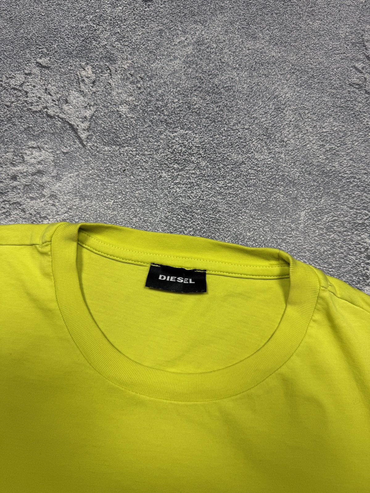 Diesel × Japanese Brand × Vintage Y2K Vintage Diesel Tee Shirt Archive Hype Size US S / EU 44-46 / 1 - 4 Thumbnail