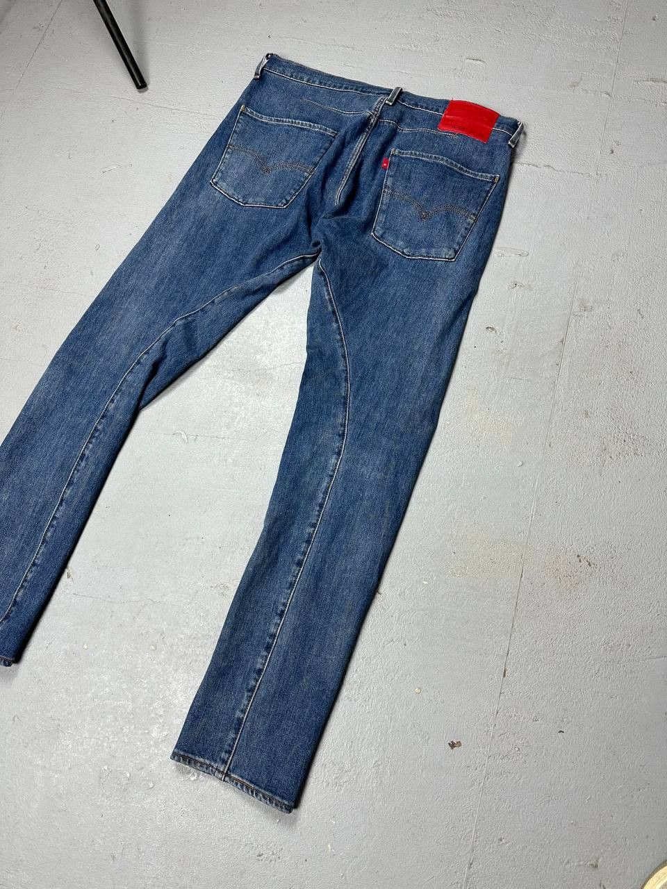 Levi's × Vintage Levi's Engineered Jeans Asymmetrical Denim Jeans Arc Fit Size US 33 - 11 Thumbnail
