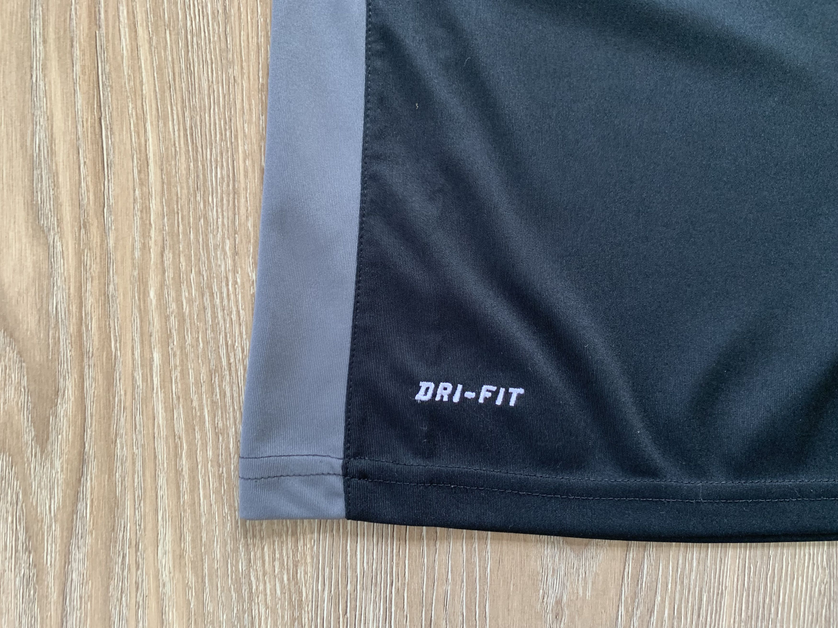 Nike Nike Dri Fit Sport Training T Shirt Size US M / EU 48-50 / 2 - 5 Thumbnail
