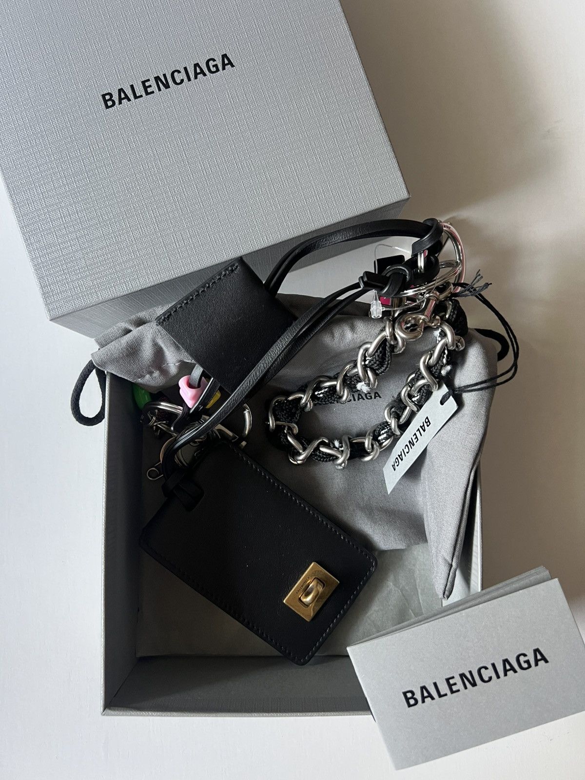 Balenciaga 💥$1.8K VALUE💥Balenciaga Rodeo Tag Full Charm Size ONE SIZE - 4 Thumbnail