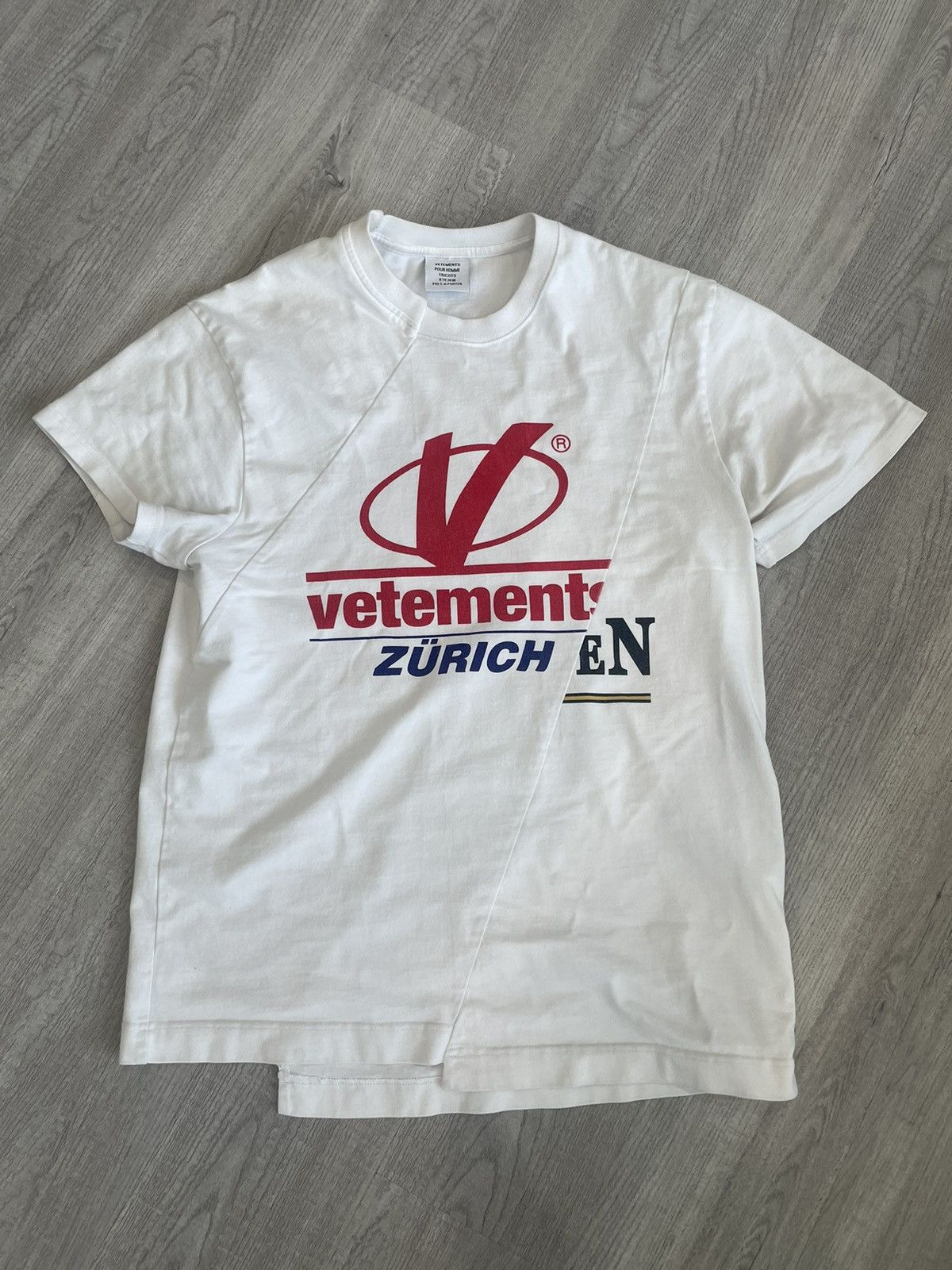 Image of Zurich Vetements Reconstructed Tee in White, Men's (Size Small)