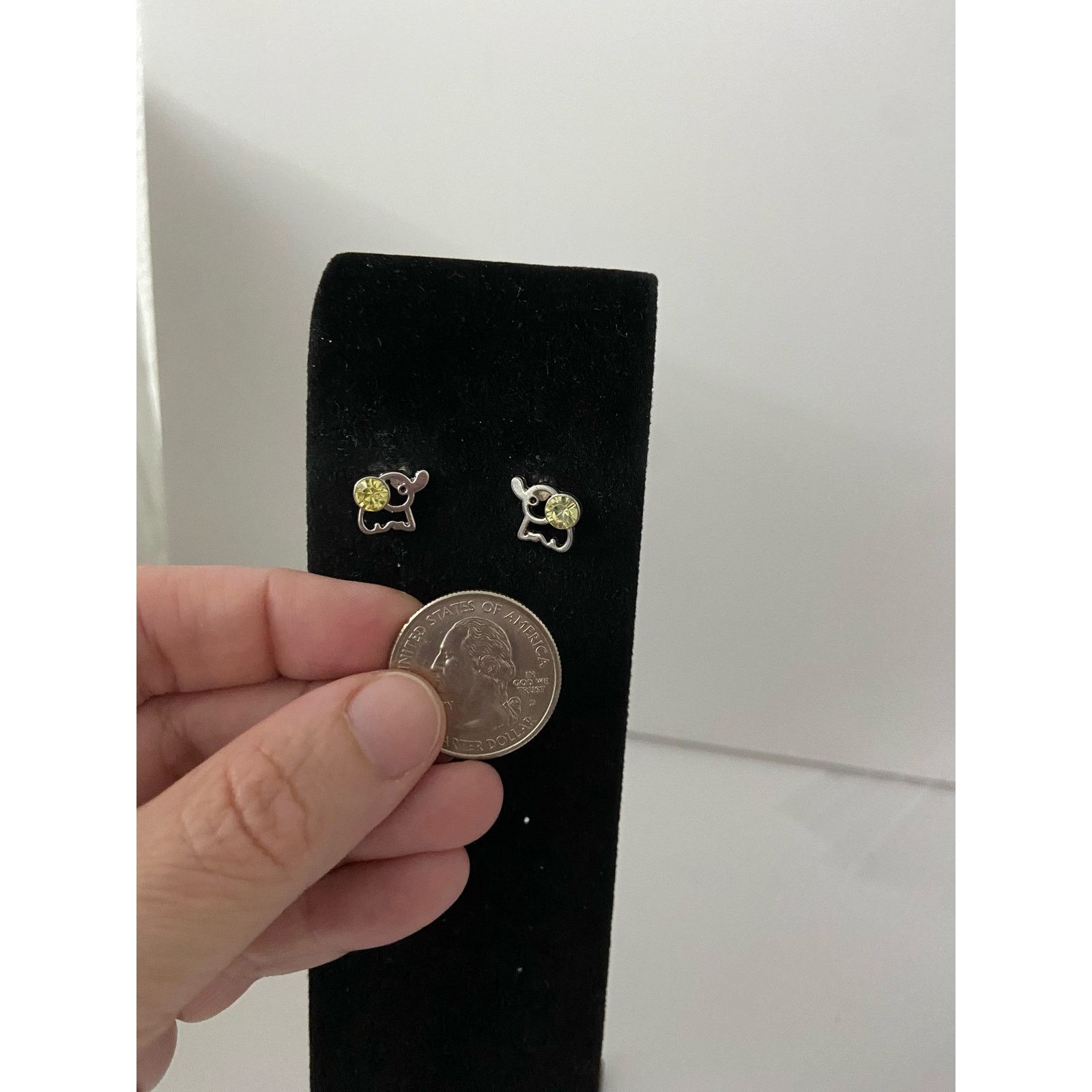 Other elephant stud earrings silver tone Size ONE SIZE - 3 Thumbnail