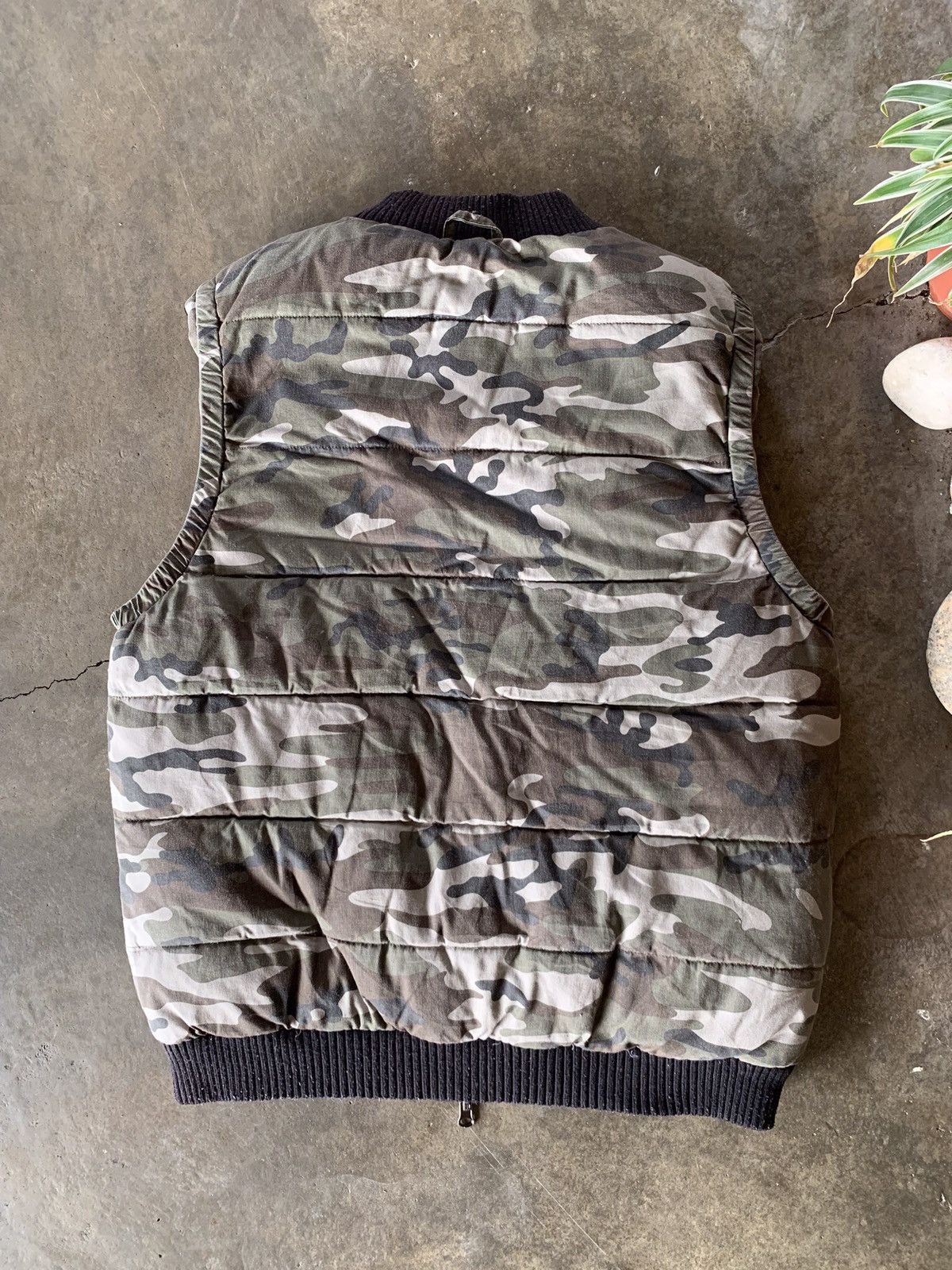 Japanese Brand × Vintage VTG Army Tactical Camou Reversible Down Puffer Vase Size US M / EU 48-50 / 2 - 6 Thumbnail