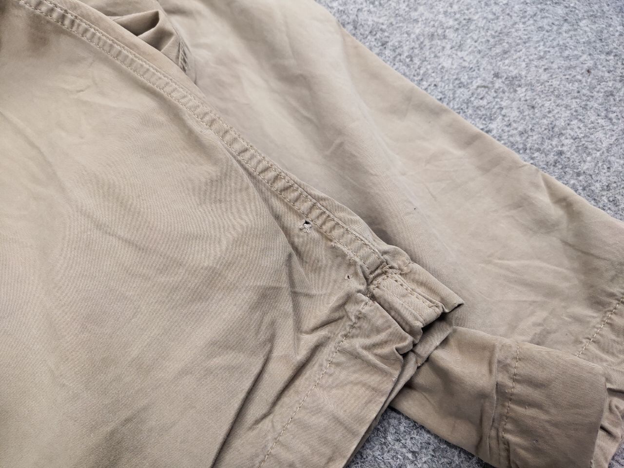 Carhartt Vintage 90's Carhartt Thrift Distressed Logo Cargo Pants Size US 30 / EU 46 - 13 Thumbnail