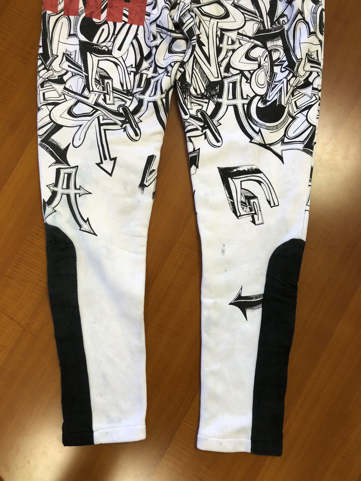 Asos Asos Graffiti Design Jogger Size 28" / US 6 / IT 42 - 6 Thumbnail