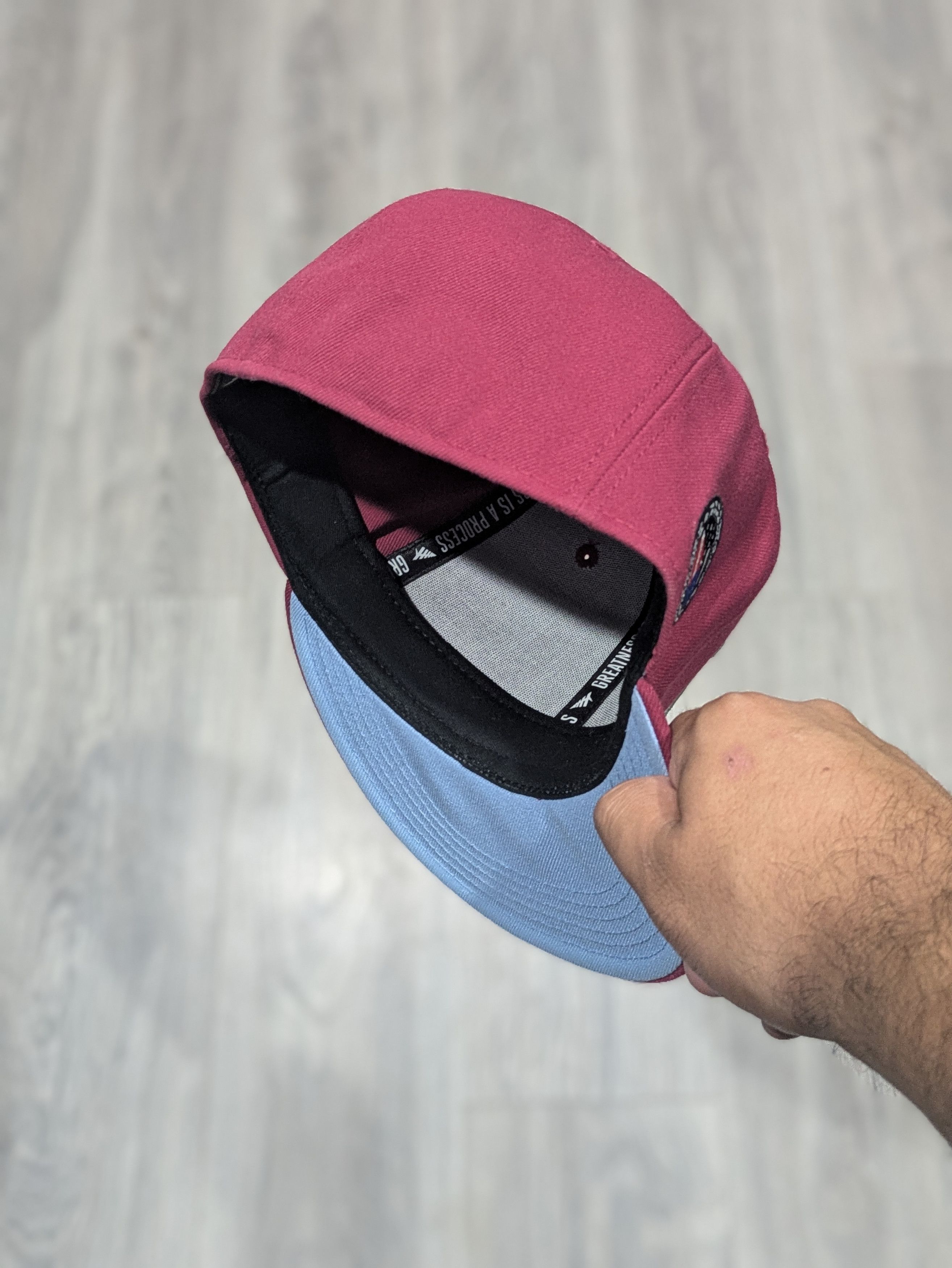 Paper Planes Paper Planes 7 5/8 Maroon Blue UV Size ONE SIZE - 3 Thumbnail