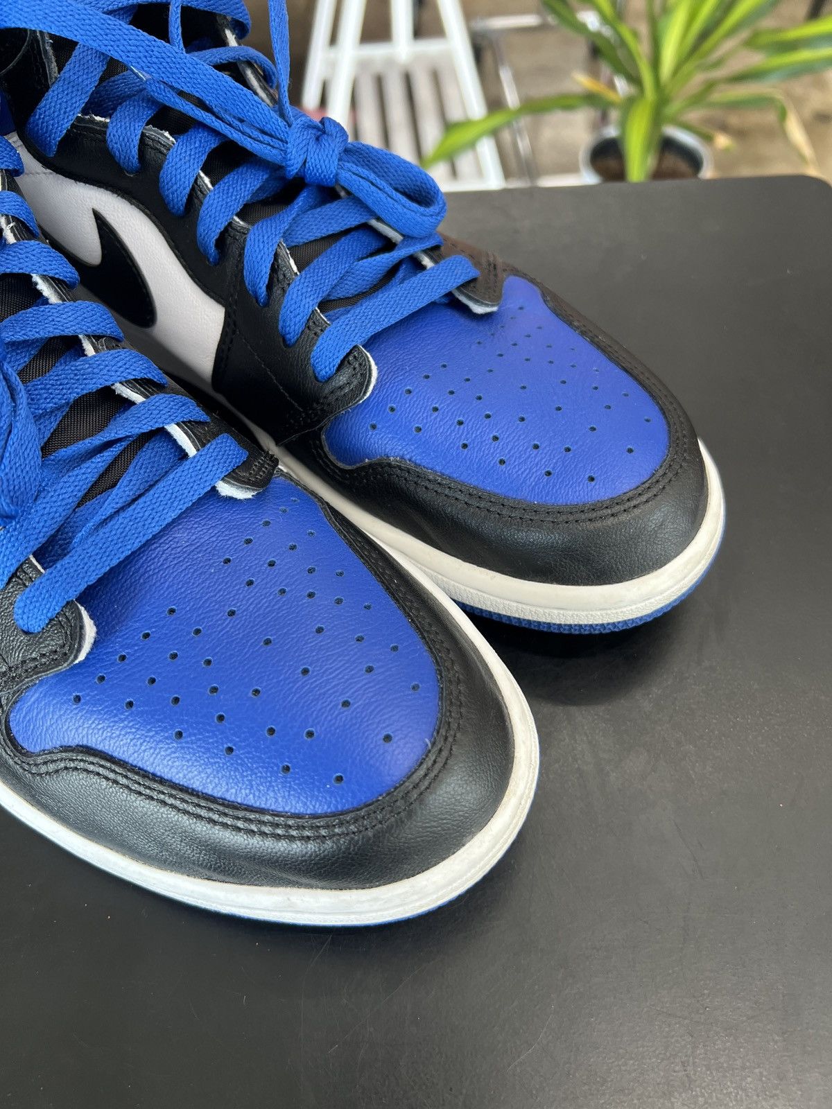 Jordan Brand × Nike Air Jordan 1 High Retro OG Royal Toe Sz. 12 (2020) Size US 12 / EU 45 - 7 Thumbnail
