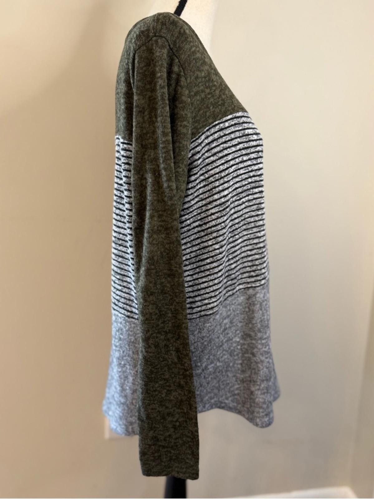 Other mts gray striped color block lightweight sweater SZ M Size M / US 6-8 / IT 42-44 - 2 Thumbnail