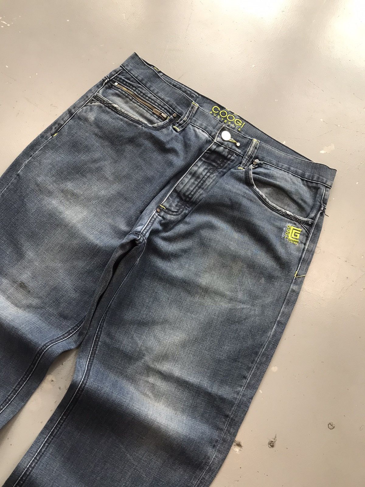 Coogi × Vintage Vintage Coogi SpellOut embroidered denim Size US 39 - 5 Thumbnail