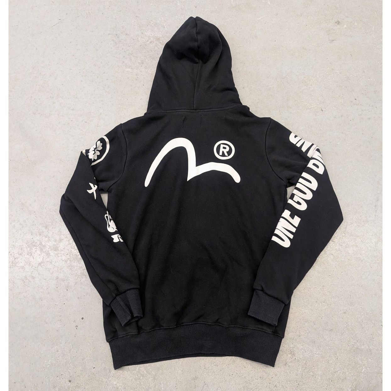 Evisu Evisu Black and White Buddha hoodie Size US M / EU 48-50 / 2 - 1 Thumbnail