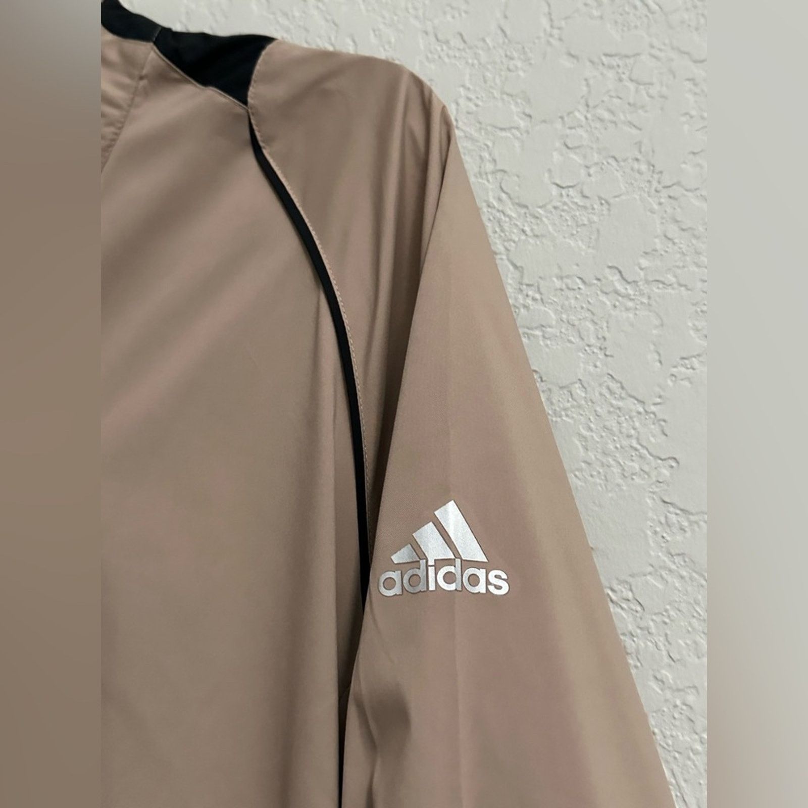 Adidas Adidas Pullover 1/4 Zip Windbreaker ClimaProof TanMen Medium Size US M / EU 48-50 / 2 - 4 Thumbnail