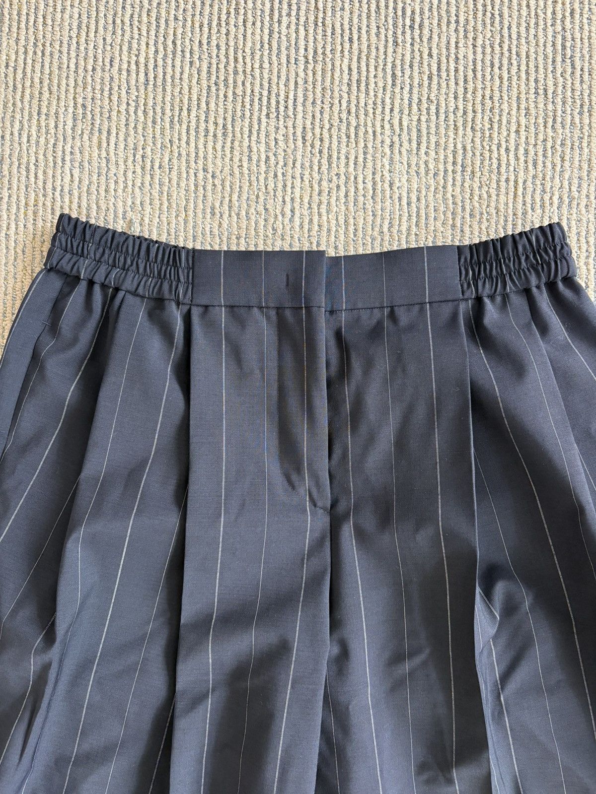 Juun.J SS19 Wide Navy Pinstripe Trousers Size US 28 / EU 44 - 2 Thumbnail