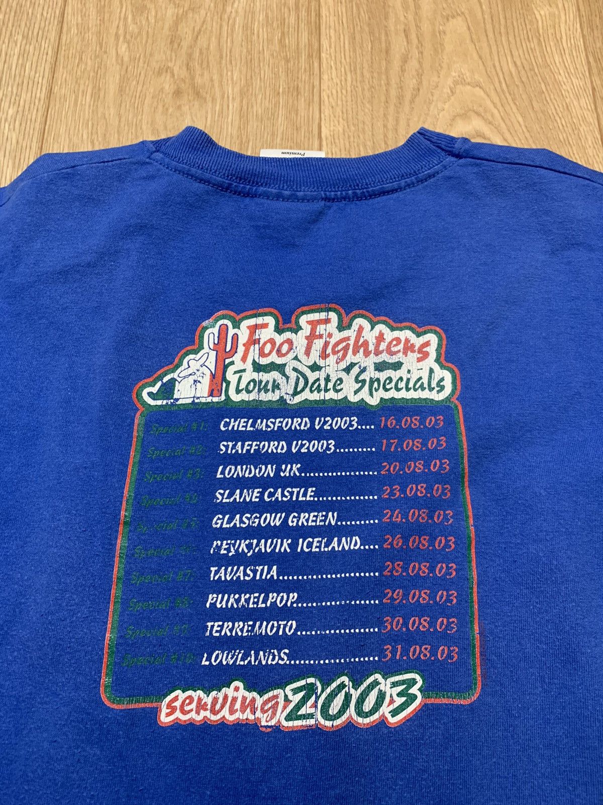 Band Tees Vintage 2003 Y2K Foo Fighters Rock Band Tour Tee Size US L / EU 52-54 / 3 - 13 Thumbnail