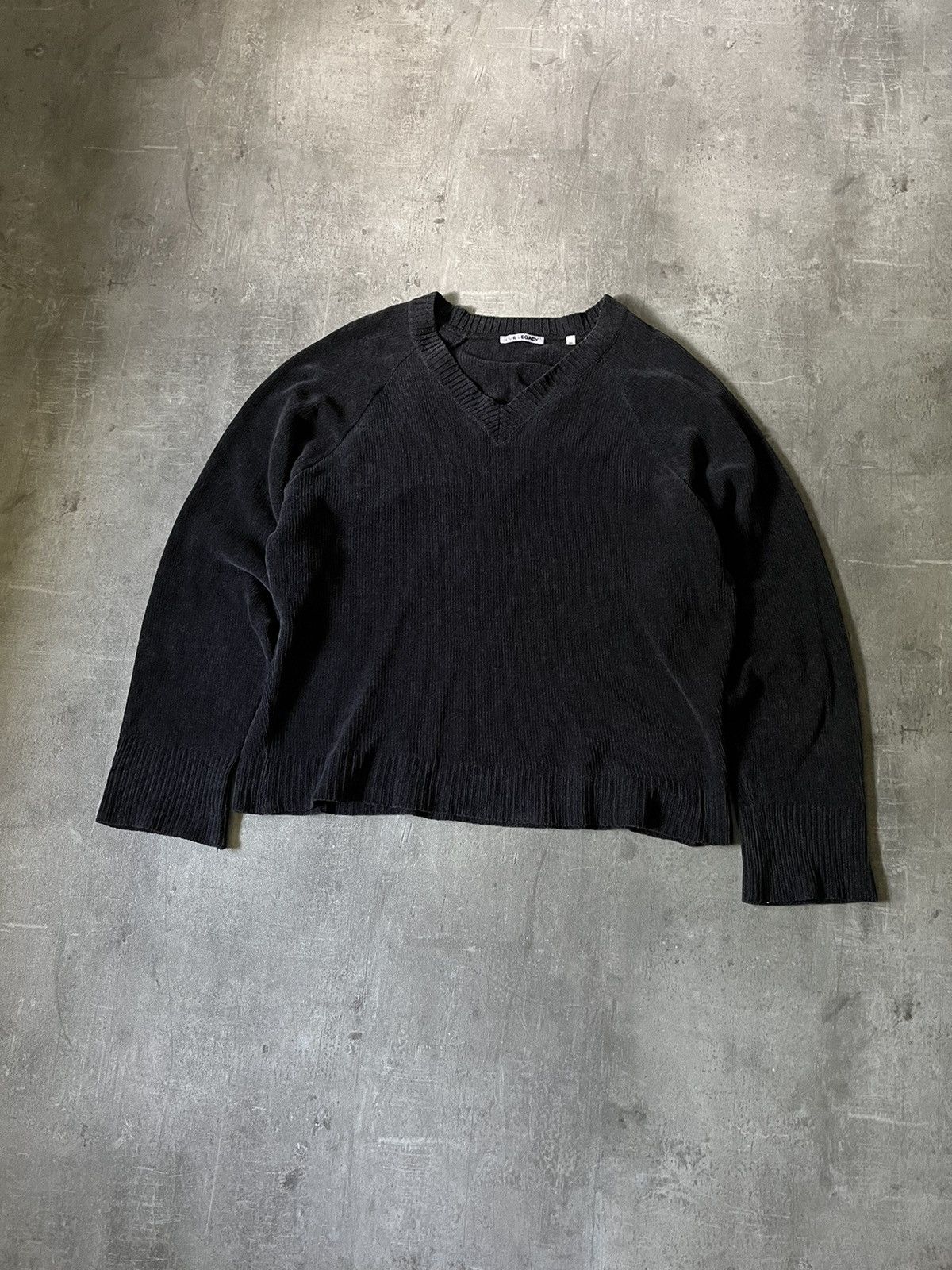 Our Legacy Our Legacy raglan V-neck chenille sweater black | Grailed