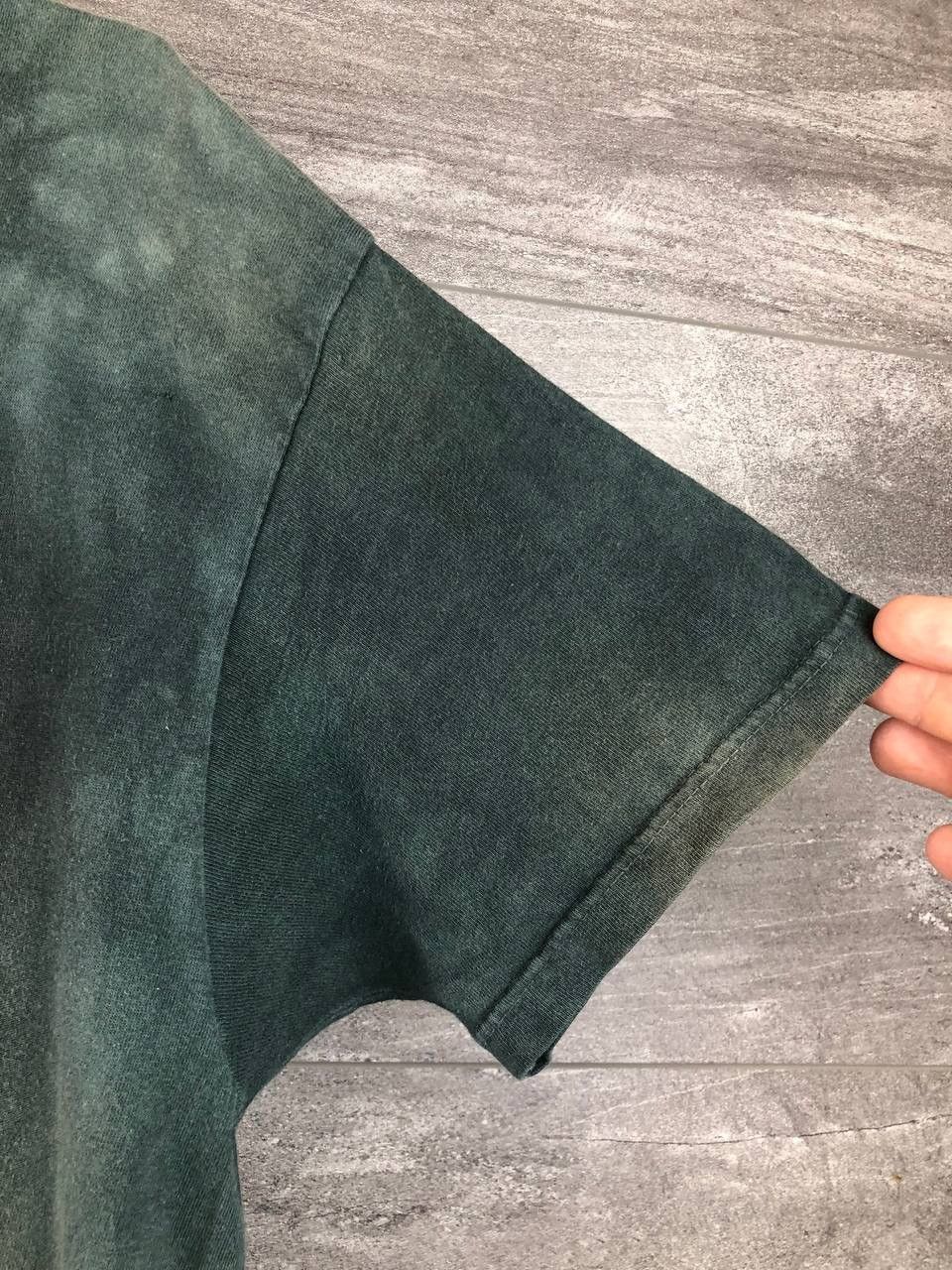 The Mountain Vintage 00’ Mountain Green Tie Dye HOWLING WOLF MOON Shirt Size US L / EU 52-54 / 3 - 2 Thumbnail