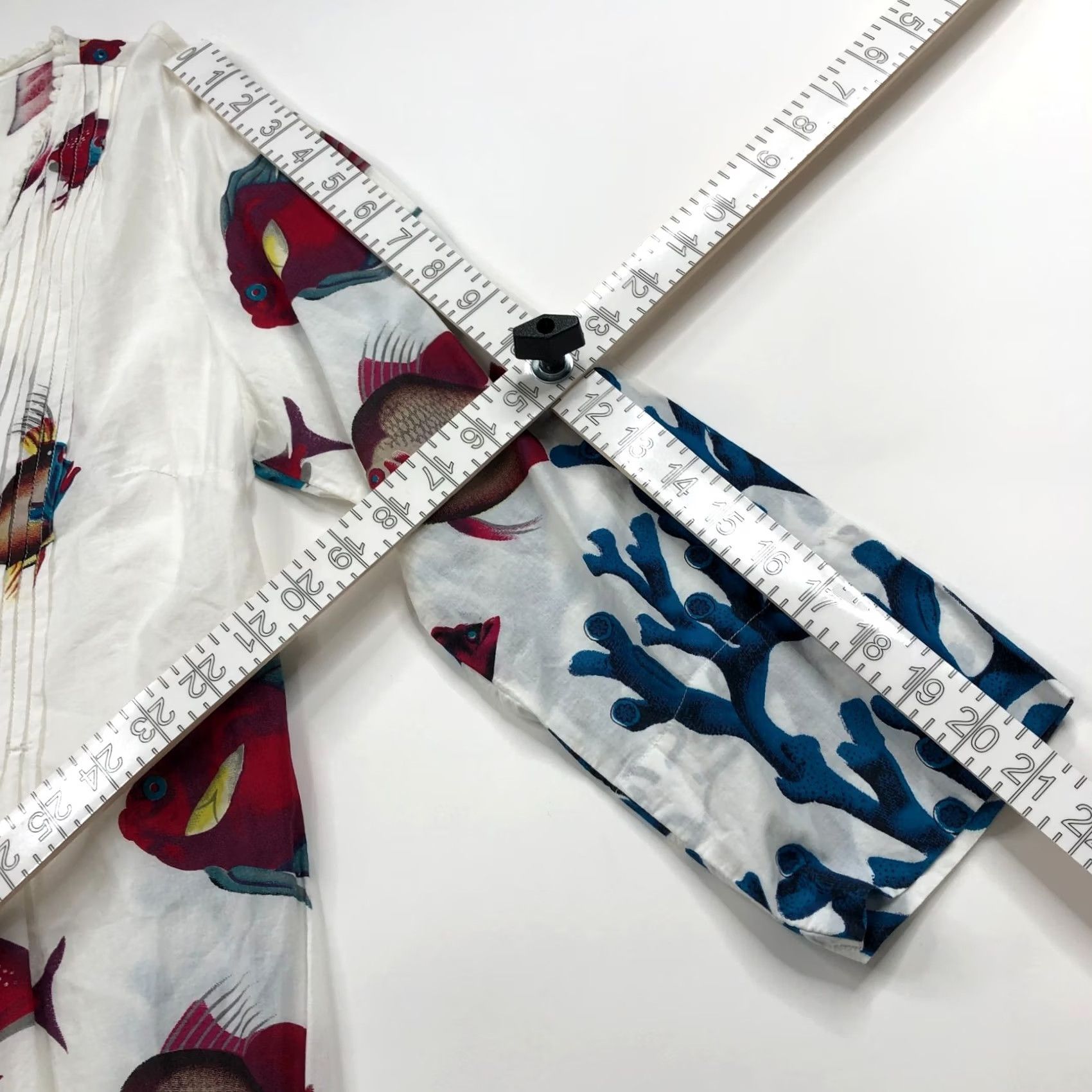 Soft Surroundings Soft Surroundings Dress Womens Medium Above Knee 3/4 Sleeve Fish All Over Print Size M / US 6-8 / IT 42-44 - 5 Thumbnail