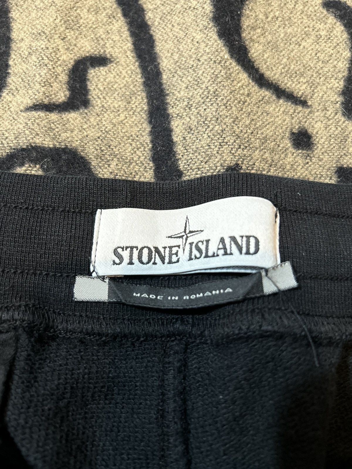 Stone Island Stone Island Fleece Sweatpant Size US 36 / EU 52 - 8 Thumbnail