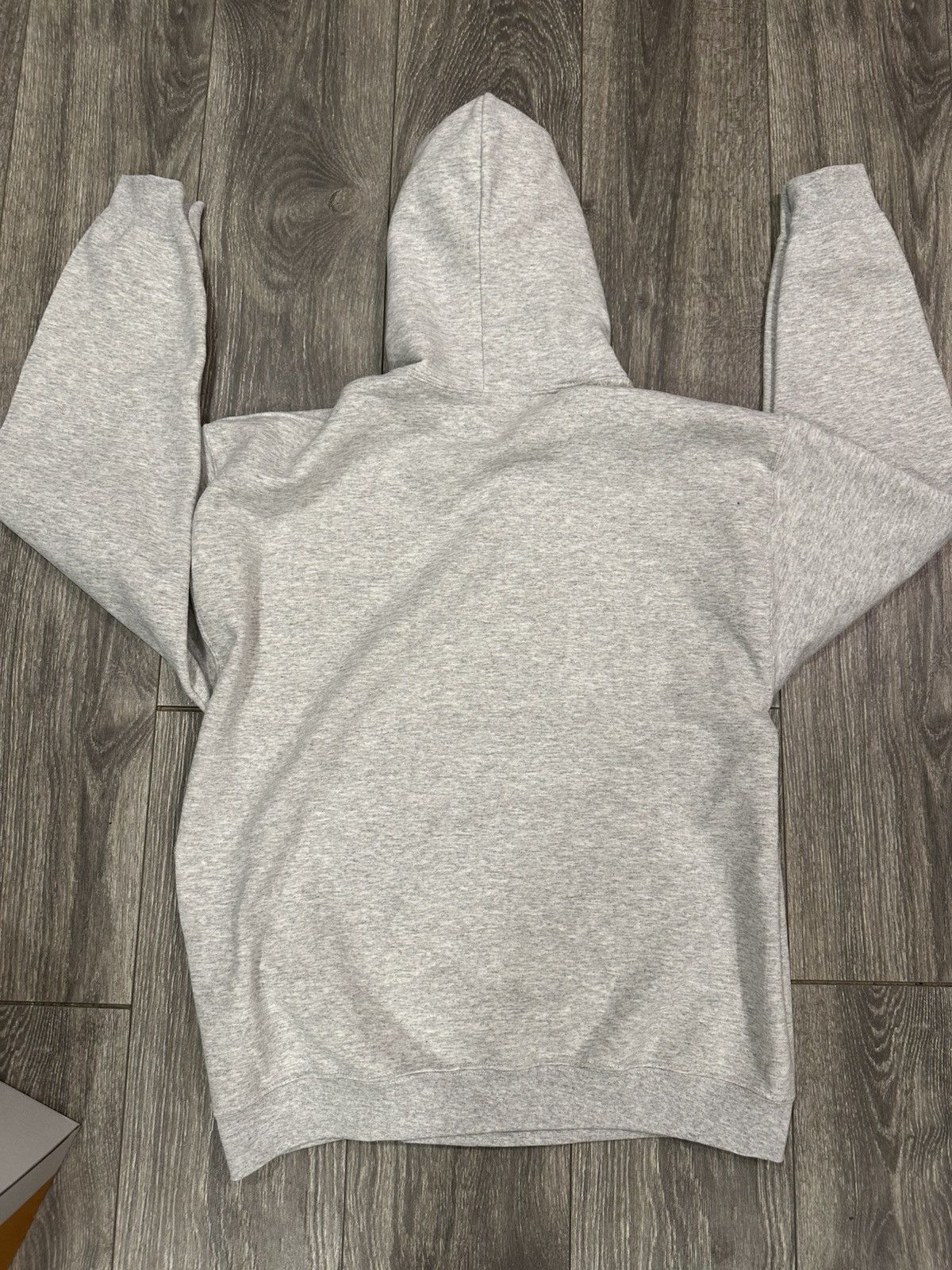 The GV Gallery The GV Gallery OG Raspberry Hills Hoodie Sz Medium Size US M / EU 48-50 / 2 - 3 Thumbnail