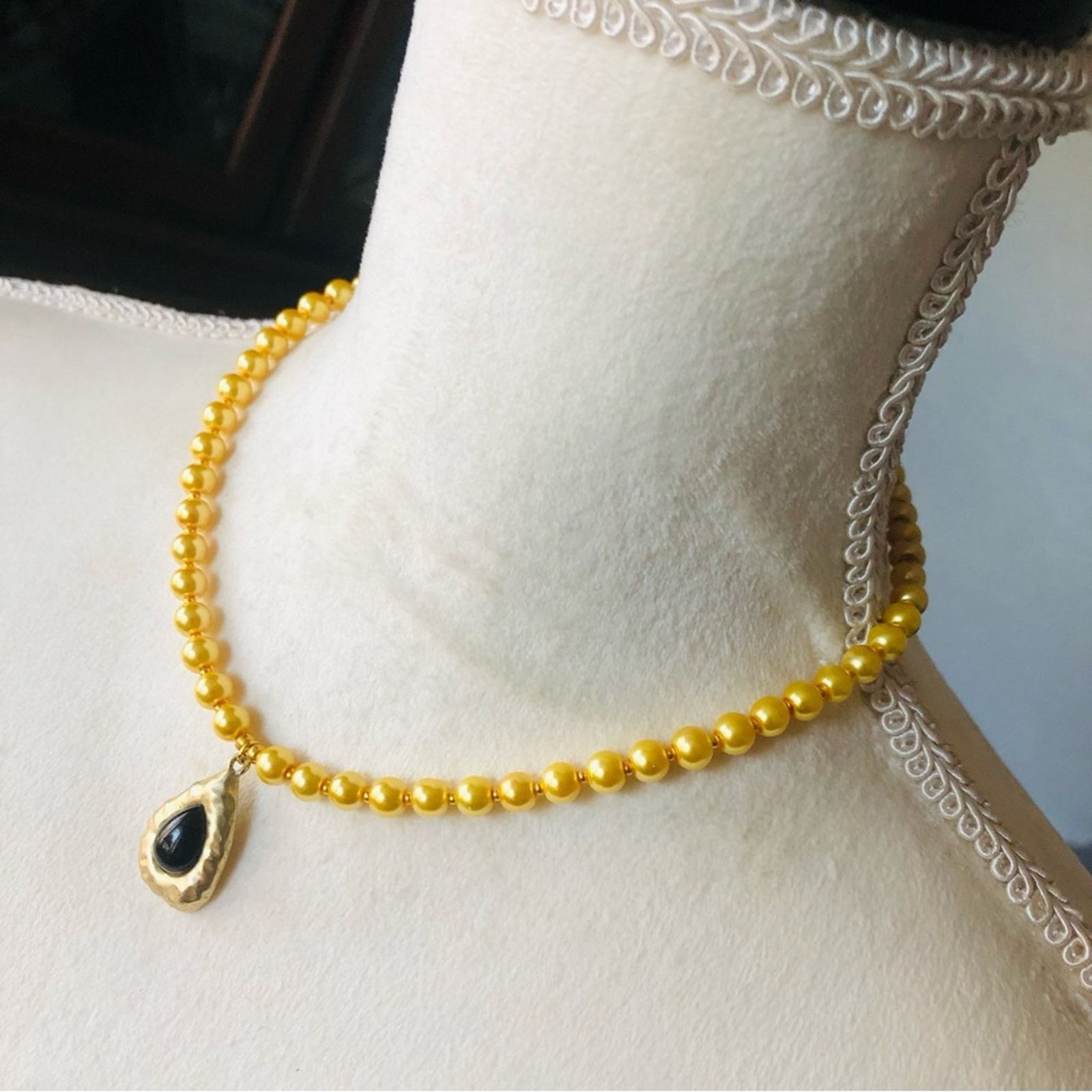 Handmade Handcrafted repurpose black glass teardrop Pearl necklace Size ONE SIZE - 4 Thumbnail