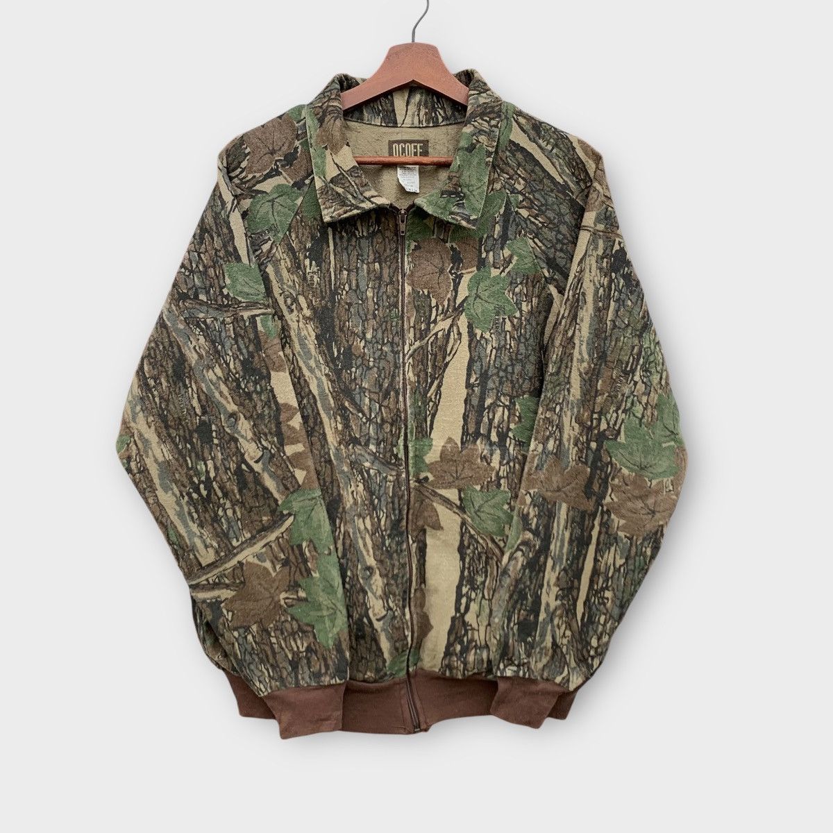 Vintage Vintage 90s Ocoee Realtree Camouflage Bomber Jackets Size US M / EU 48-50 / 2 - 2 Thumbnail