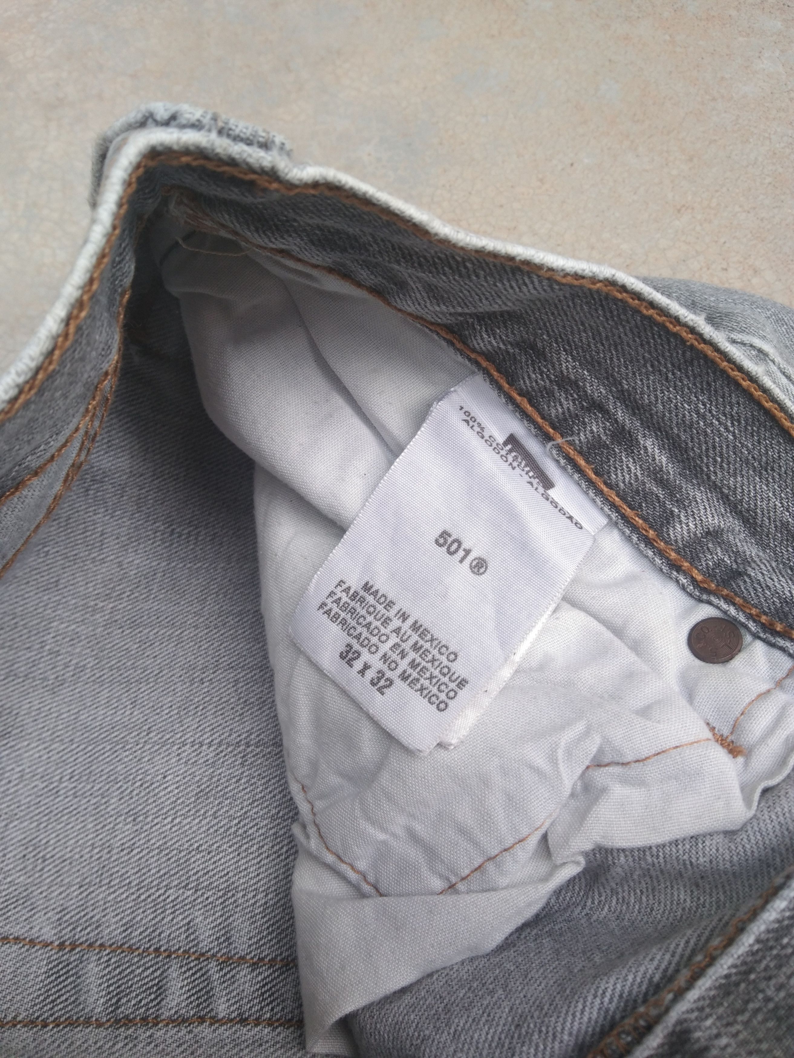 Levi's Vintage Levi's 501 Grey Straight Leg Jeans 32x32 Size US 32 / EU 48 - 9 Thumbnail
