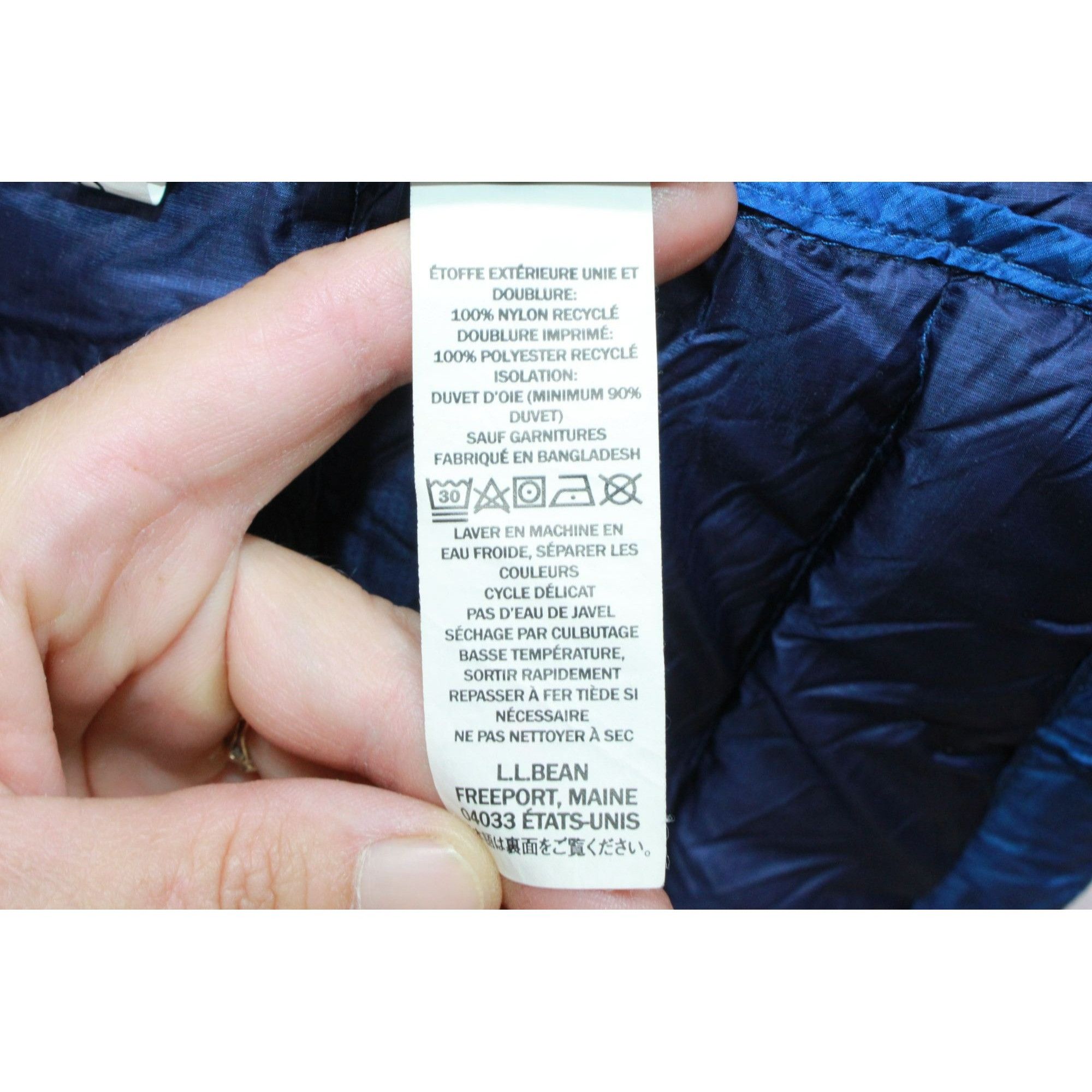 L.L. Bean LL Bean Women's Nylon Ultralight 850 Down Jacket Size S / US 4 / IT 40 - 7 Thumbnail