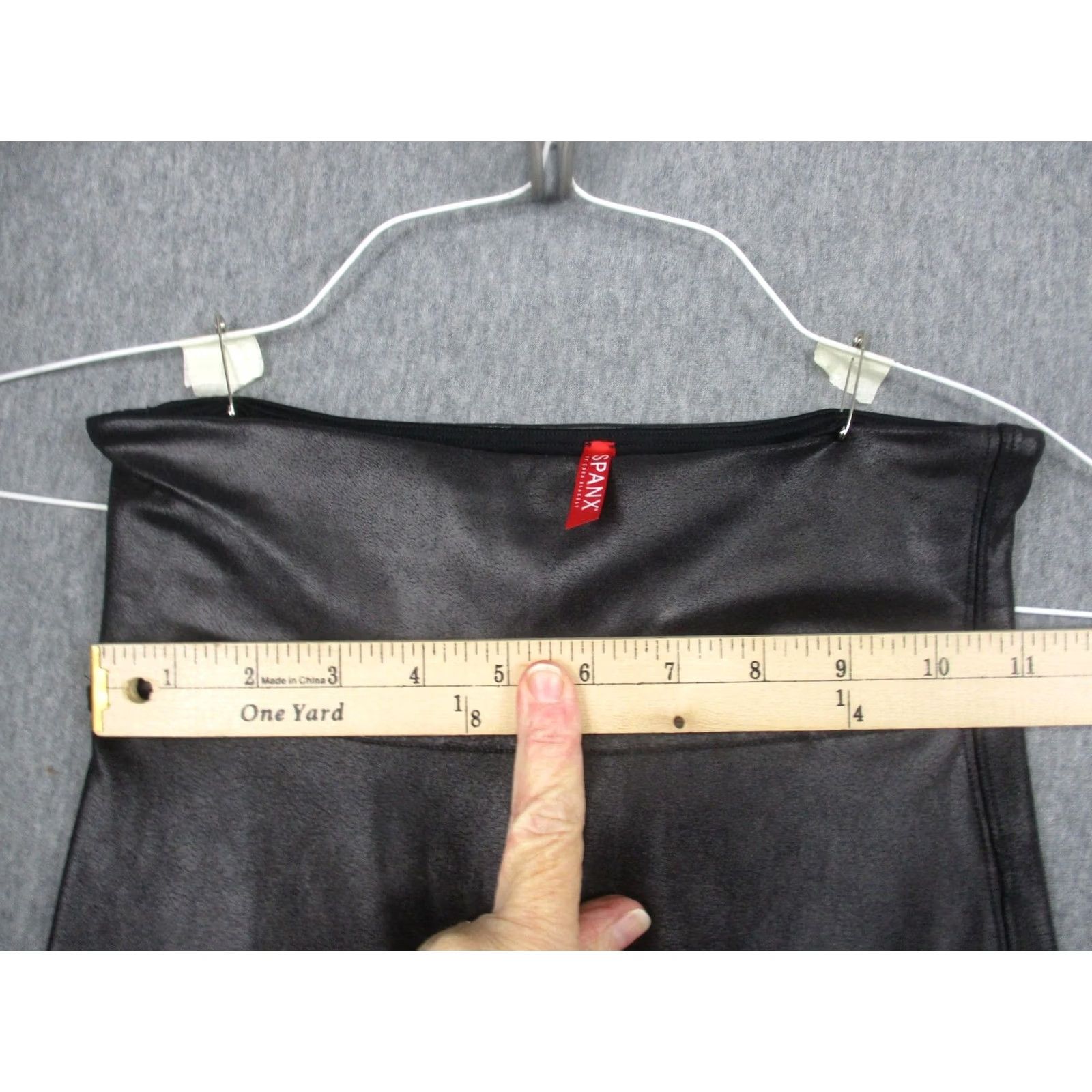 Spanx Spanx Faux Leather Moto Ankle Leggings Womens XS Black High Rise Shaping 20136R Size 26" / US 2 / IT 38 - 4 Thumbnail