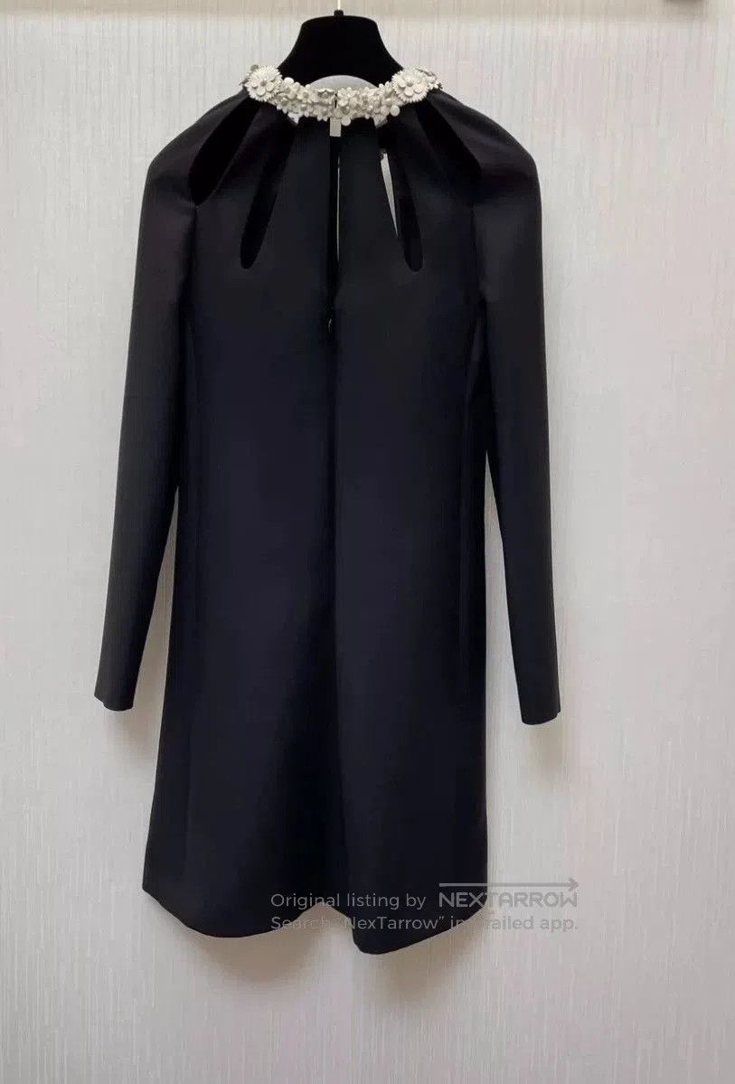 Valentino Valentino Runway Black Dress Size 38. Size US M / EU 48-50 / 2 - 3 Thumbnail