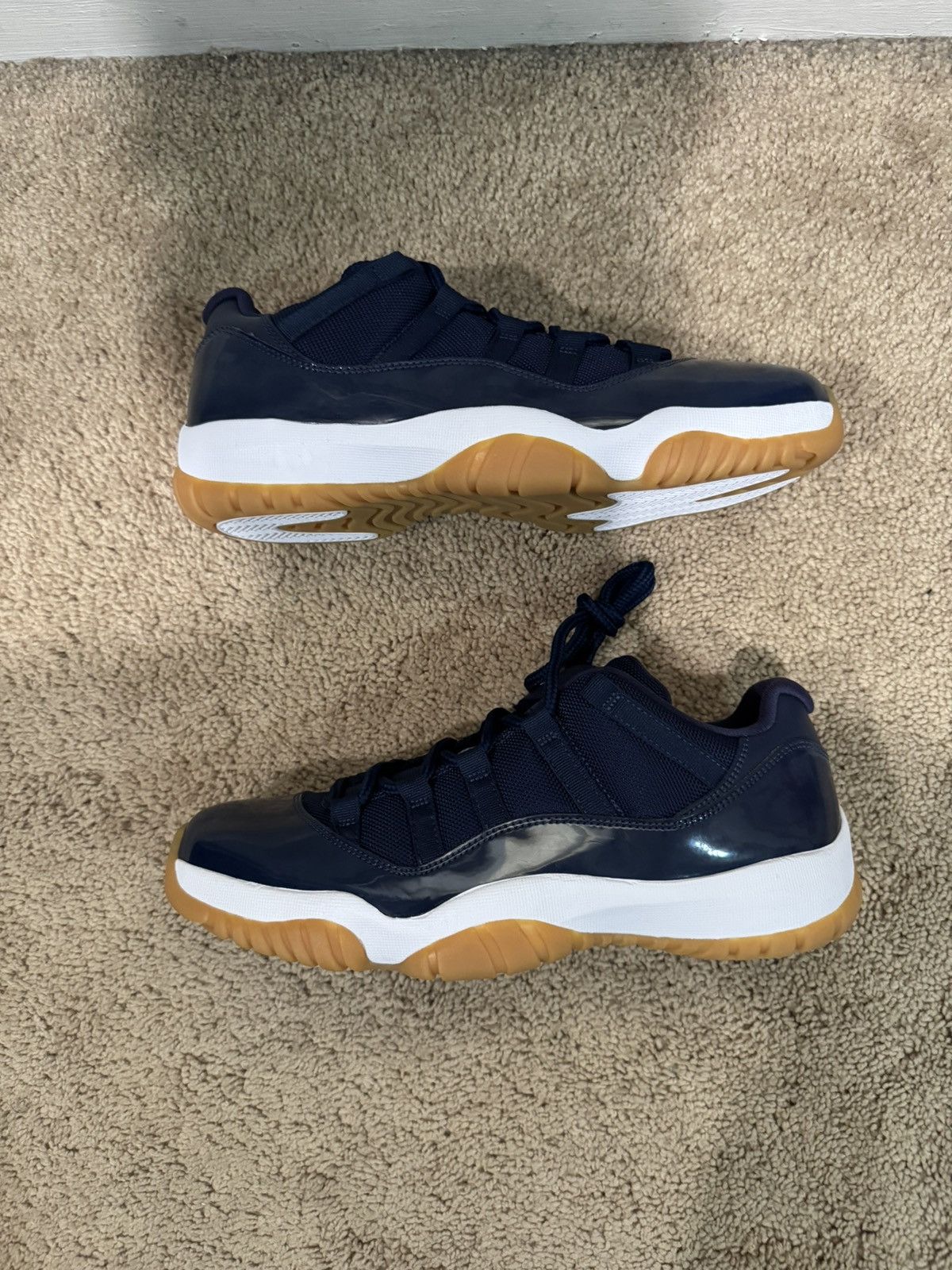 Jordan Brand Jordan 11 Low Navy Gum 2016 Size US 10 / EU 43 - 1 Thumbnail