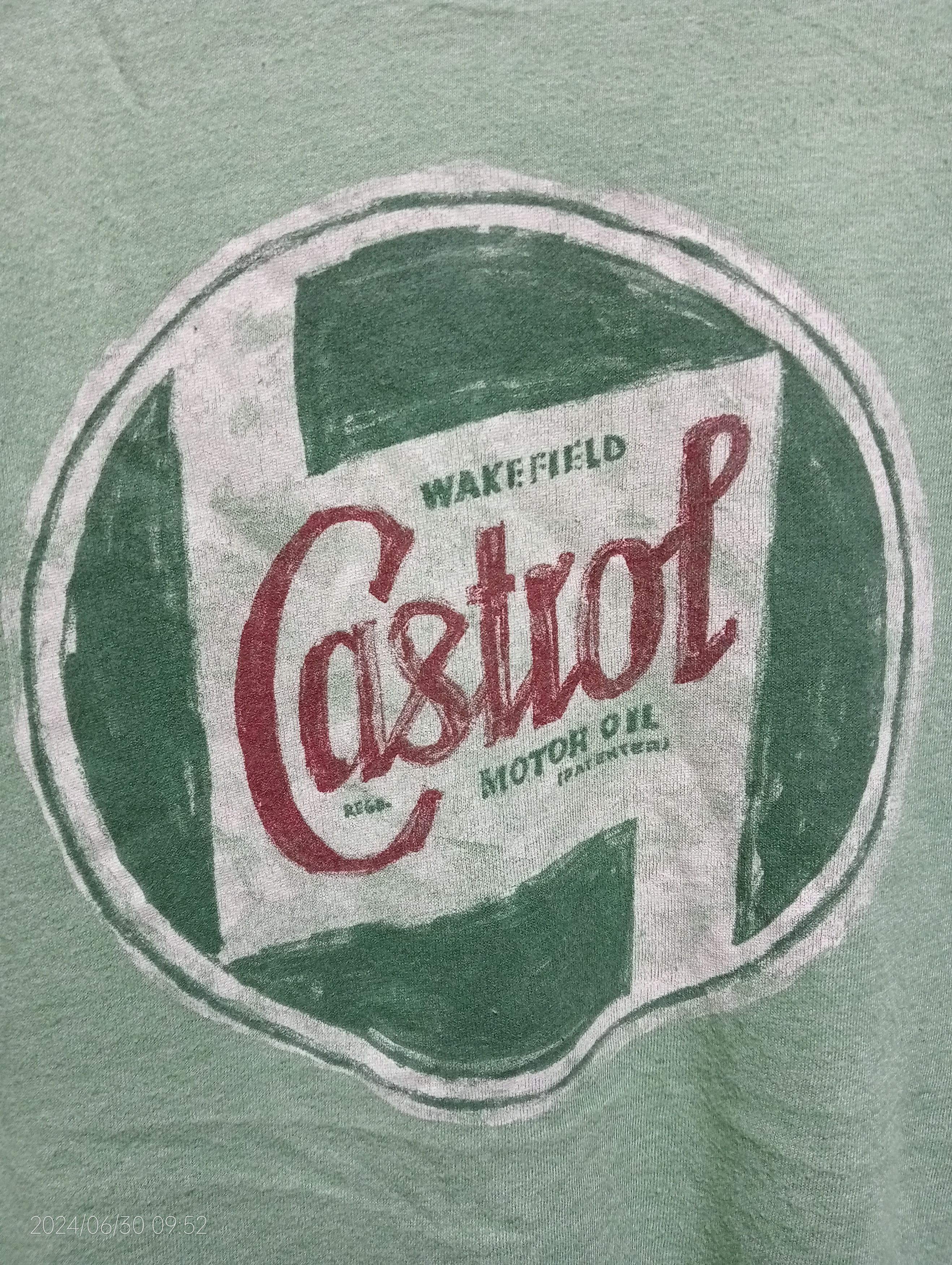 Vintage Vintage Single Stitch Luckybrand Wakefiled Castrol Tee Size US XL / EU 56 / 4 - 7 Thumbnail